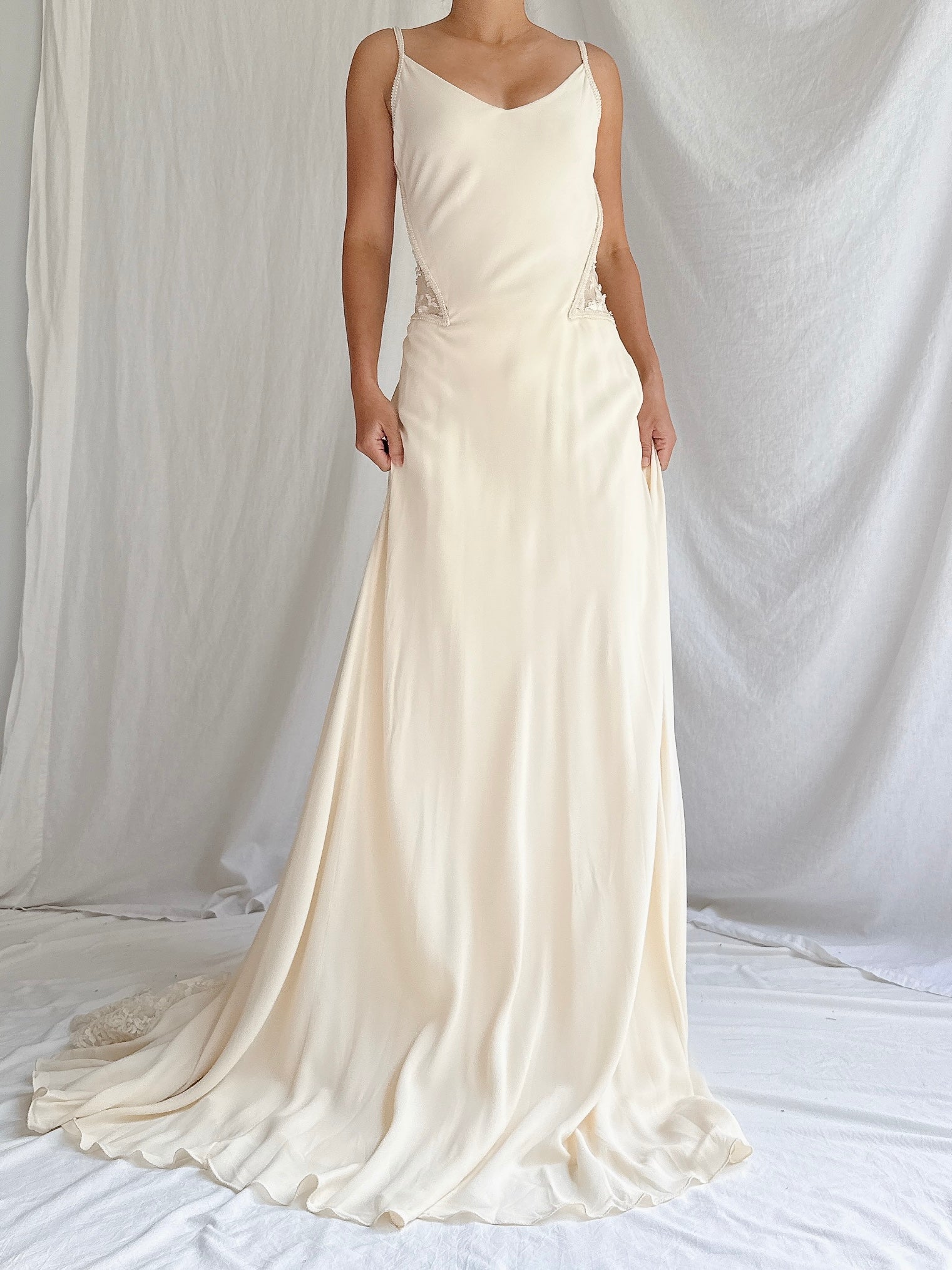 Vintage Silk Crepe and Lace Gown - S/M/6