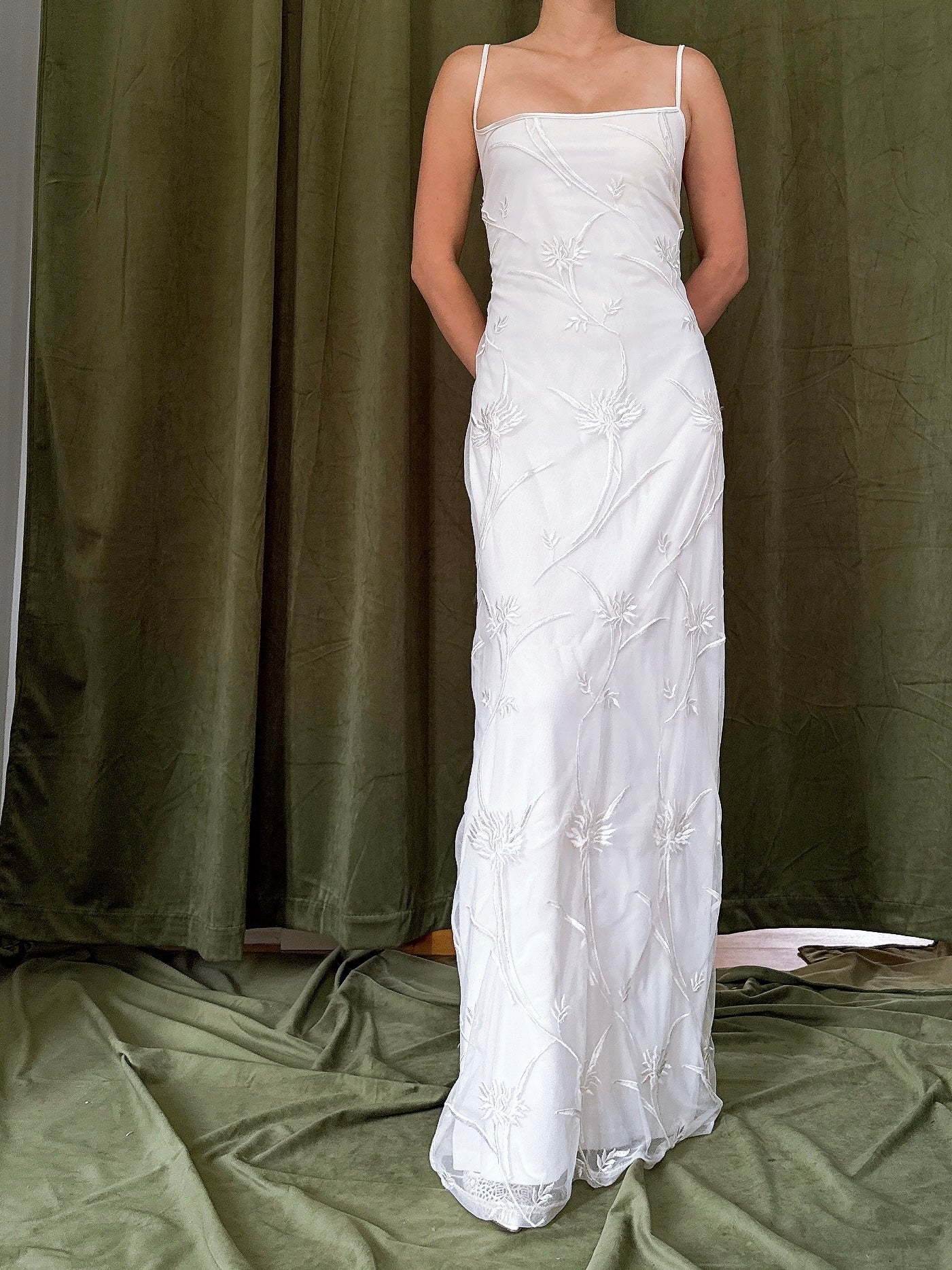 Vintage Tulle Embroidered Slip Dress - 35B/30W/42H/59L