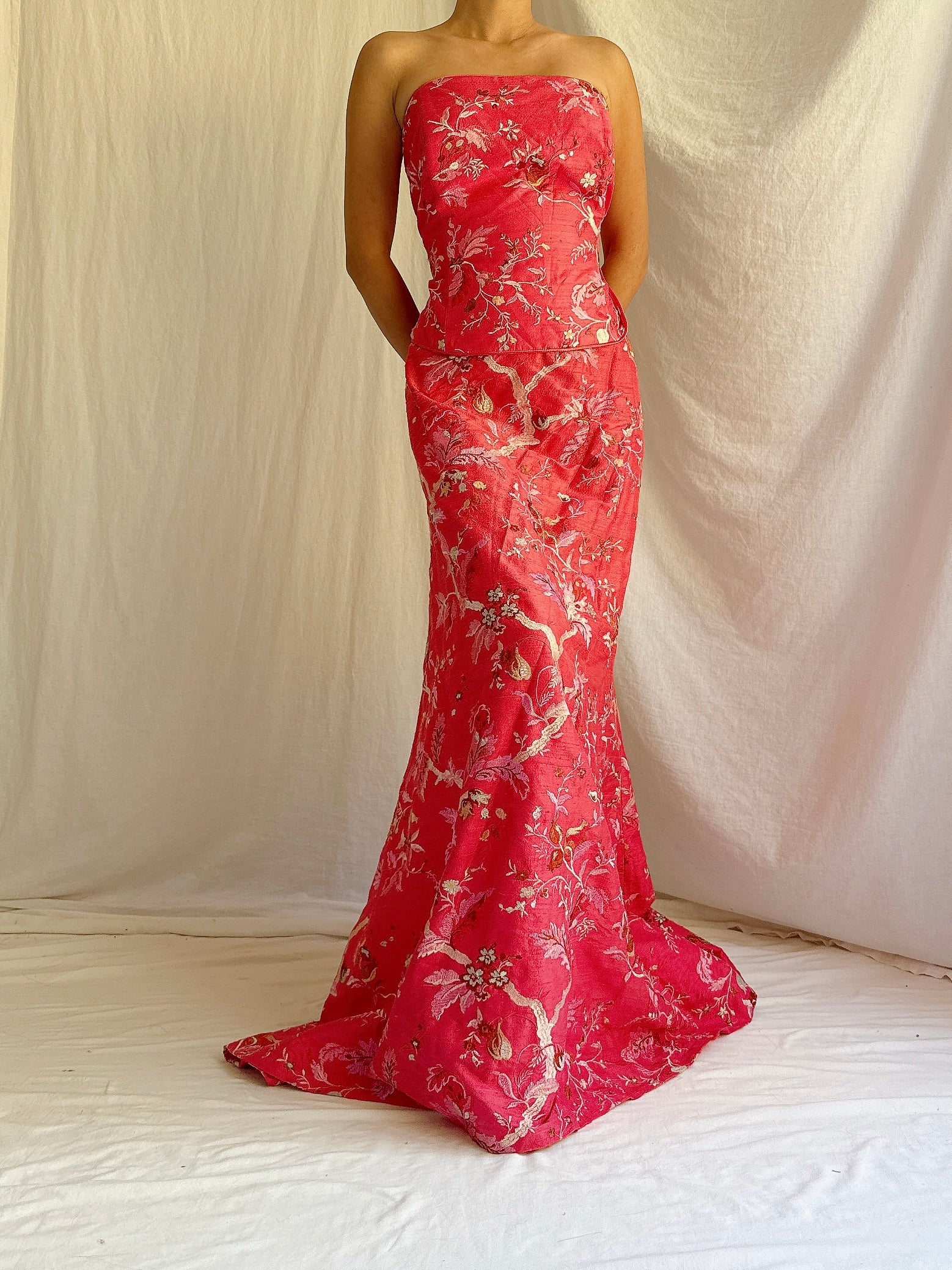 Paul Vasseur Magenta Silk Embroidered 2 Piece Set - FR48/US14