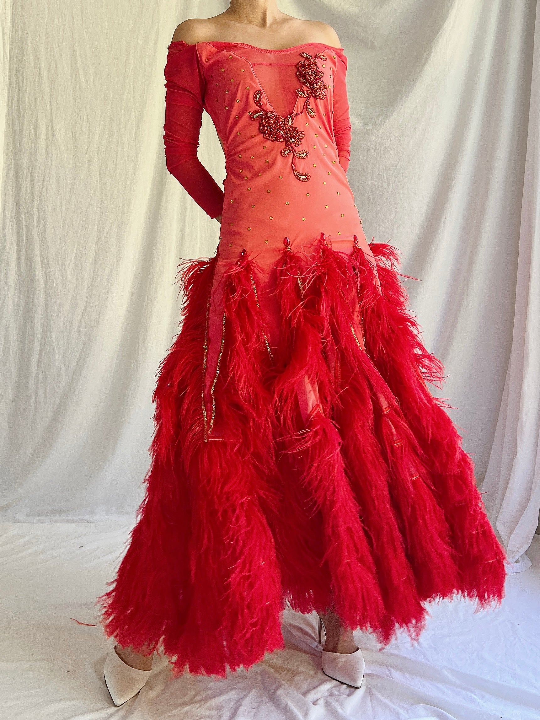 Vintage Feather Ballroom Dress - XS/S