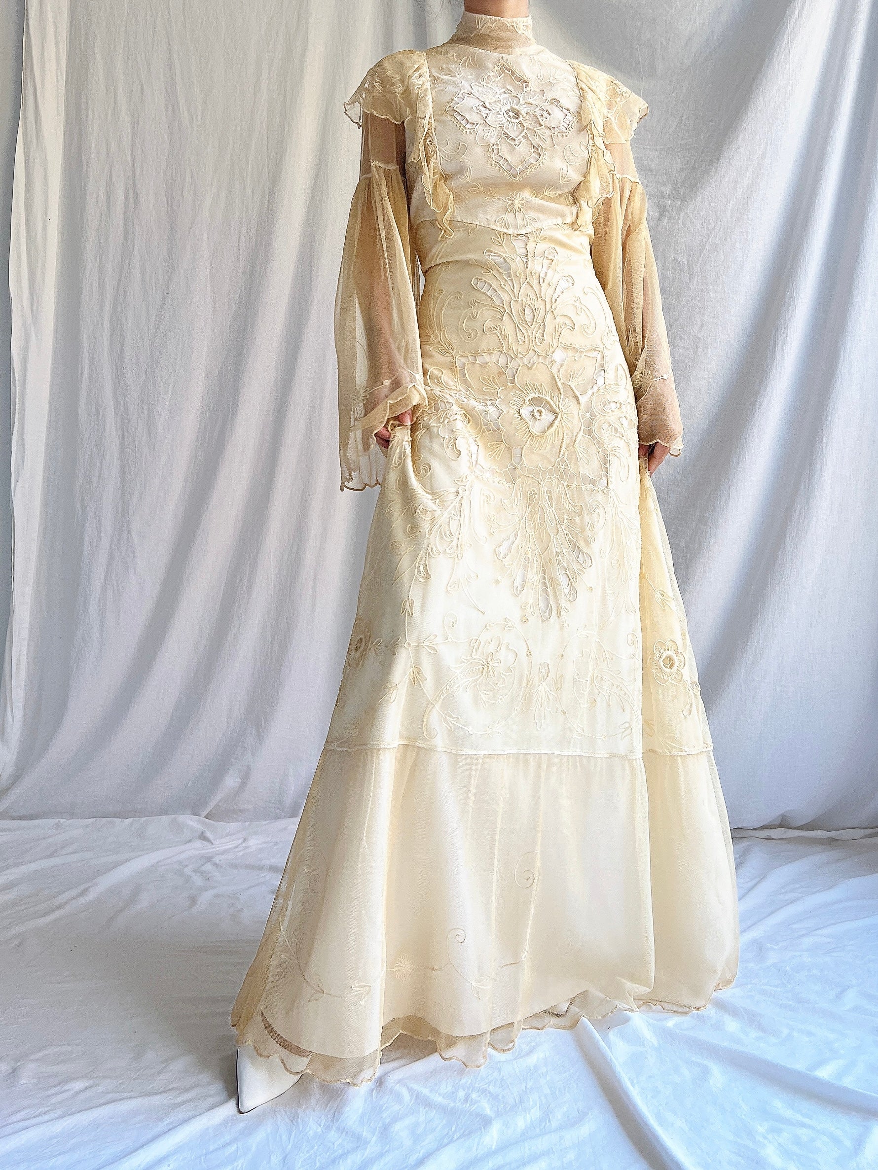 Vintage Embroidered Lace Dress - S