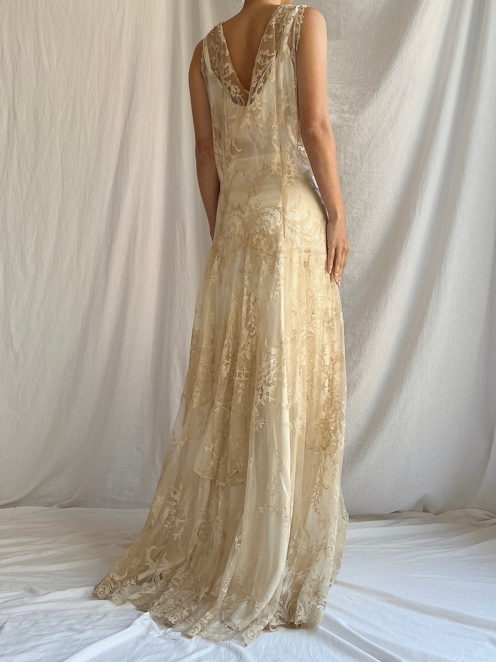 1930s Ecru Lace Gown with Slip - M