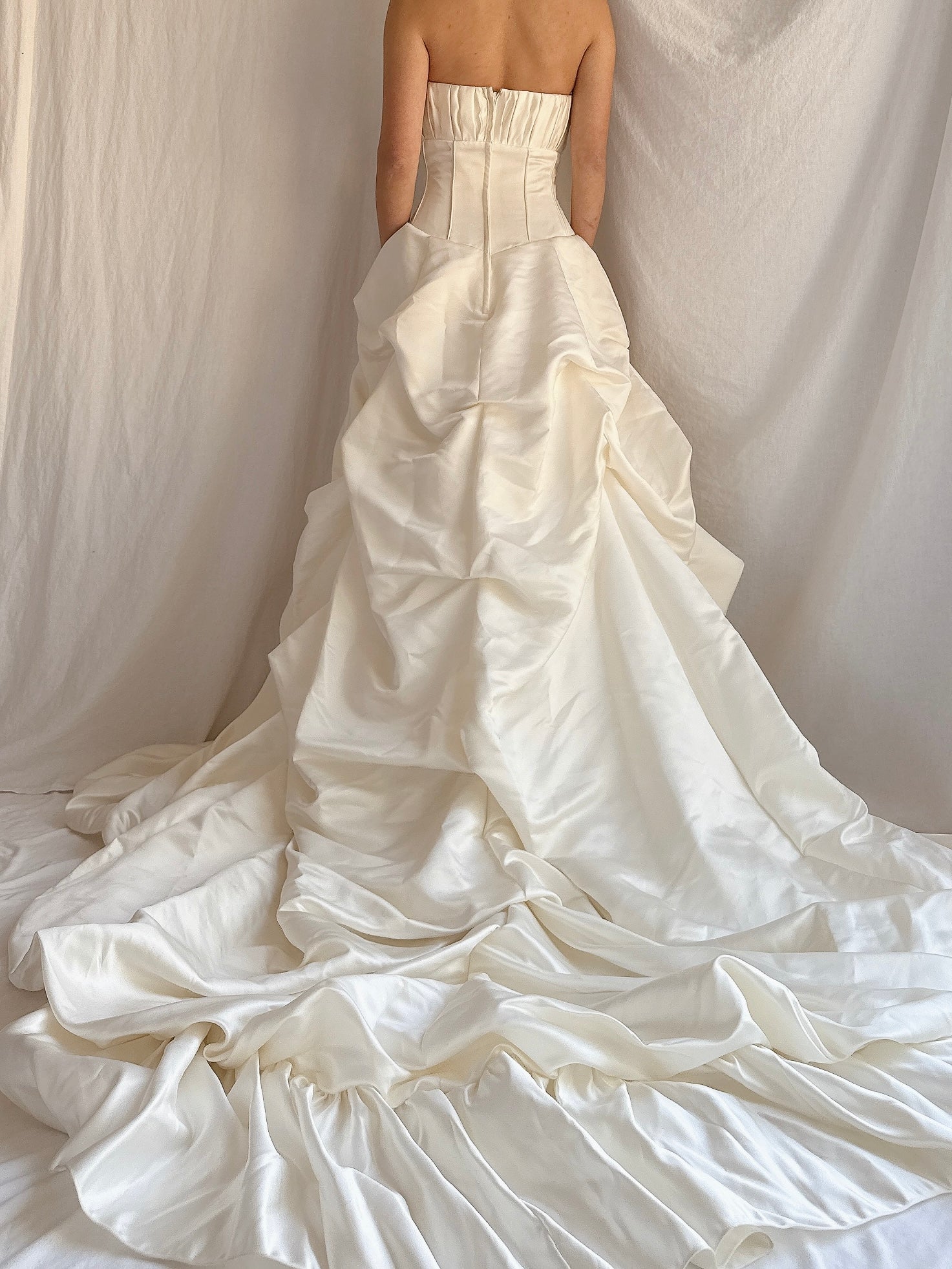 1990s Ivory Satin Ruche Gown - M/8