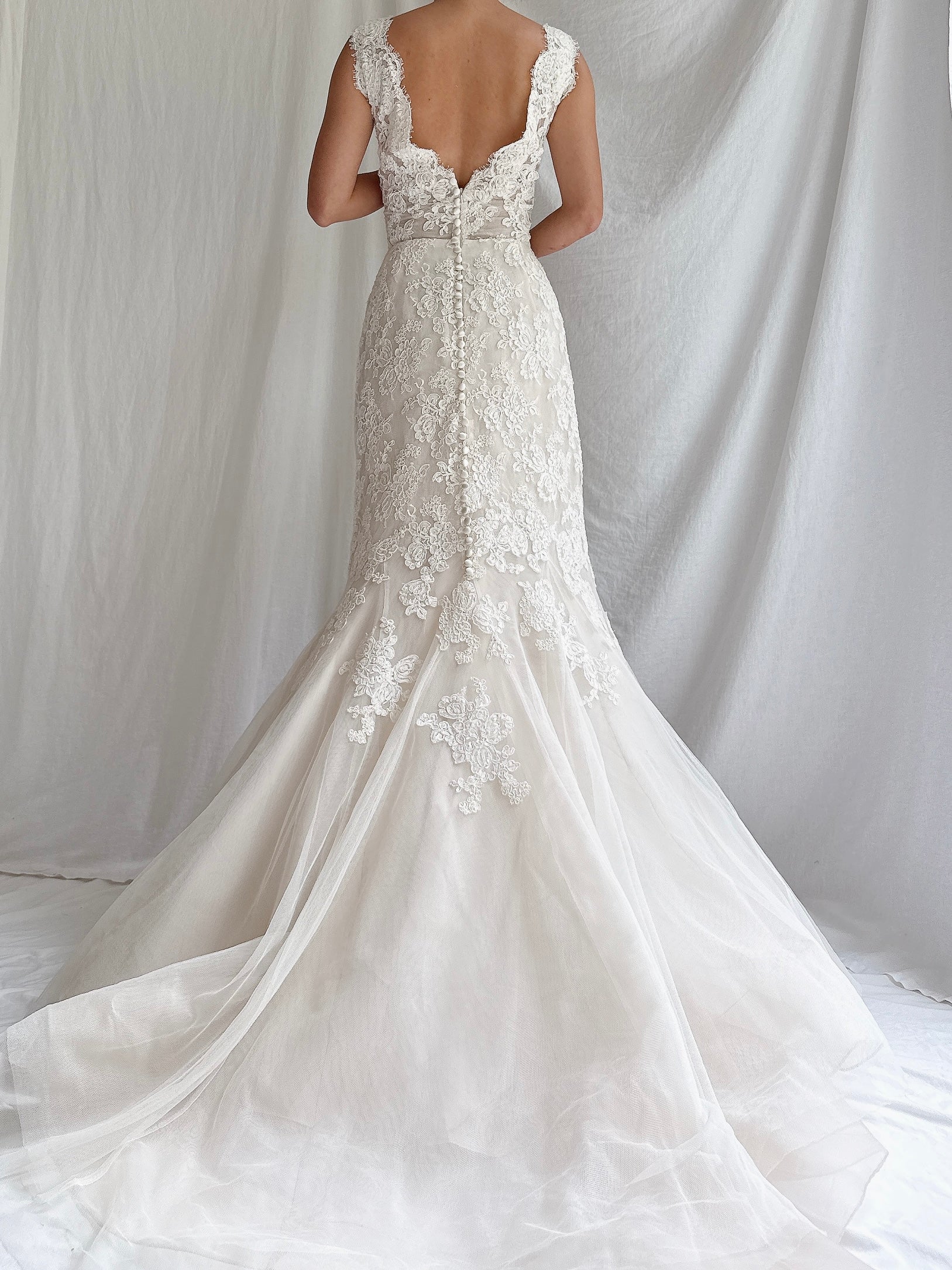 Vintage Liancarlo Alencon Lace Gown - M/L 10