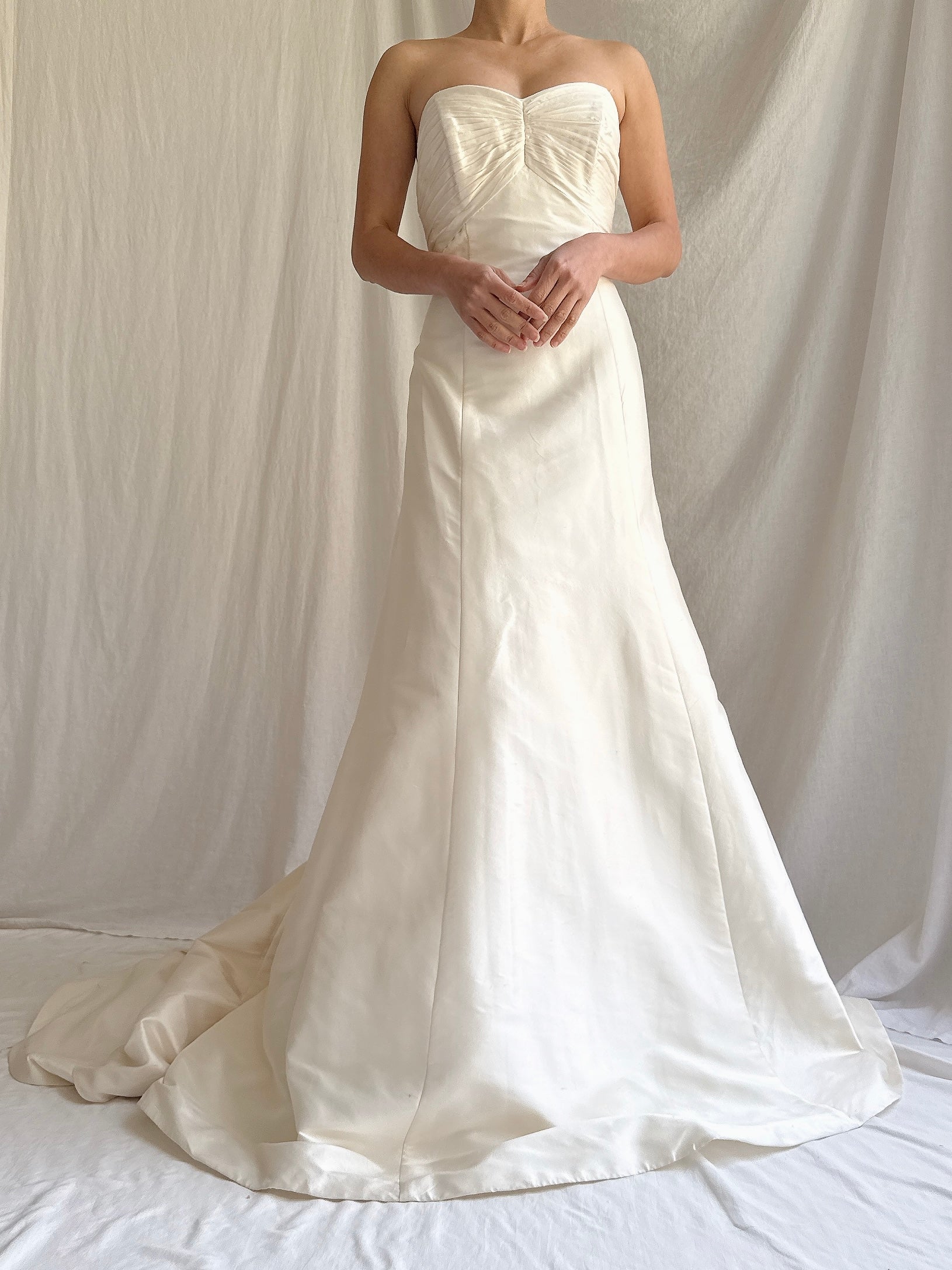 Vintage Strapless Silk Ruffled Gown - M/8