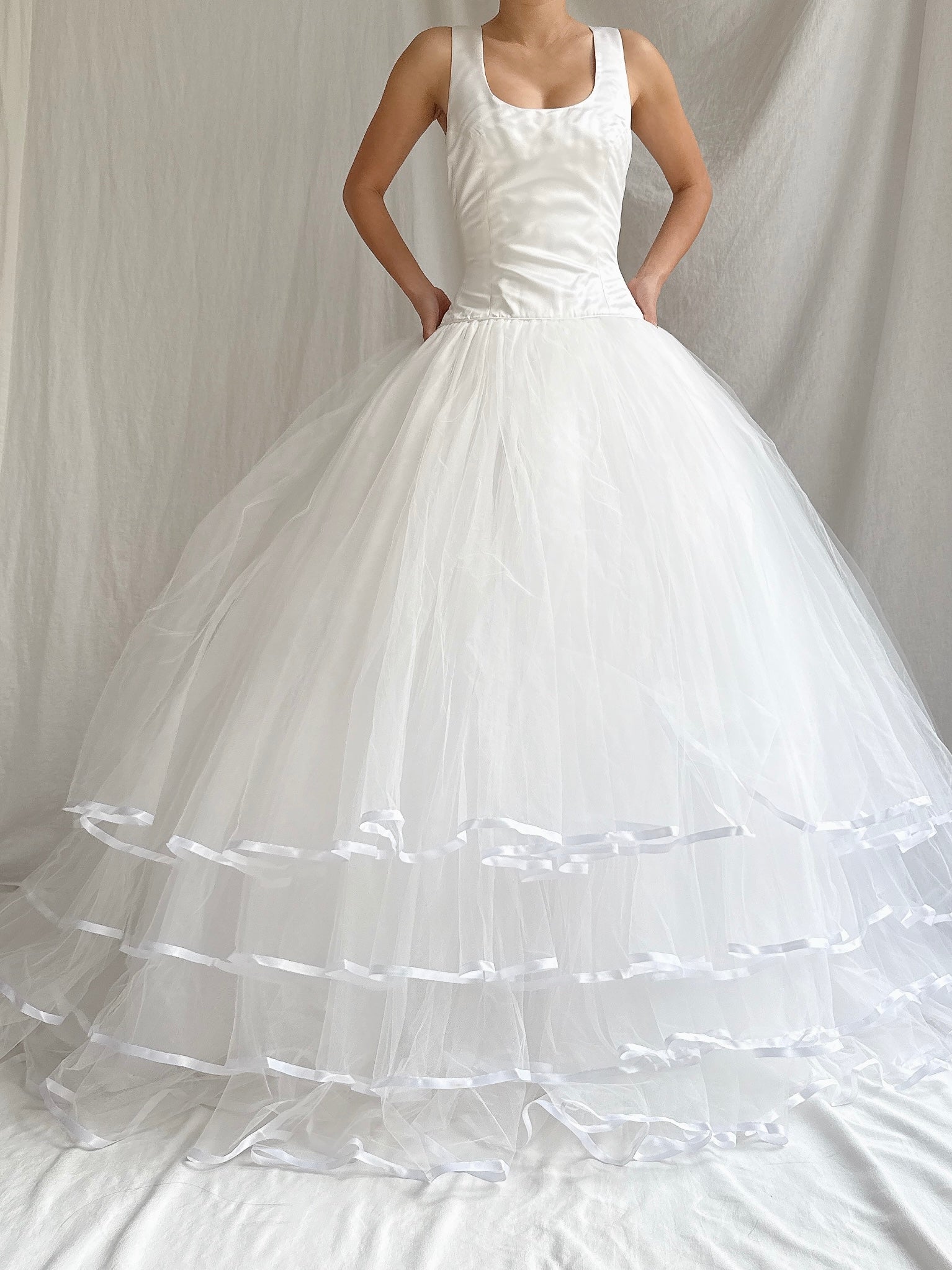 1990s Lazaro Silk and Tulle Gown - M 6