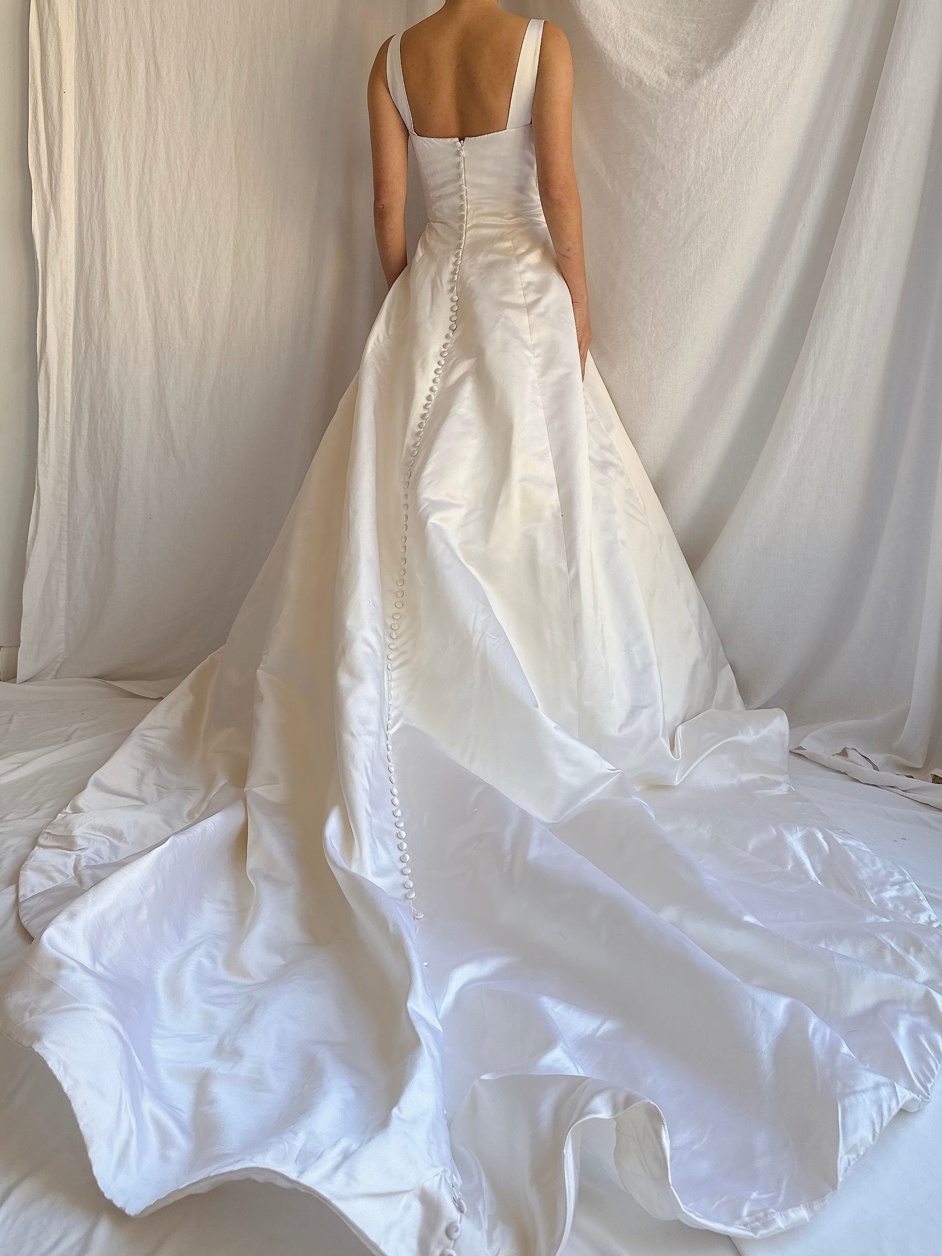 Vintage Silk Vera Wang Gown - L/US 12/14