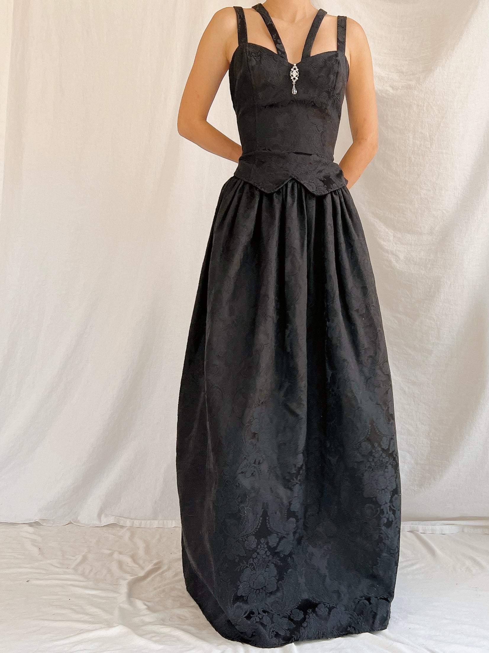 gunne sax black dress Vintage Jessica McClintock/Gunne Sax Brocade Dress - XS