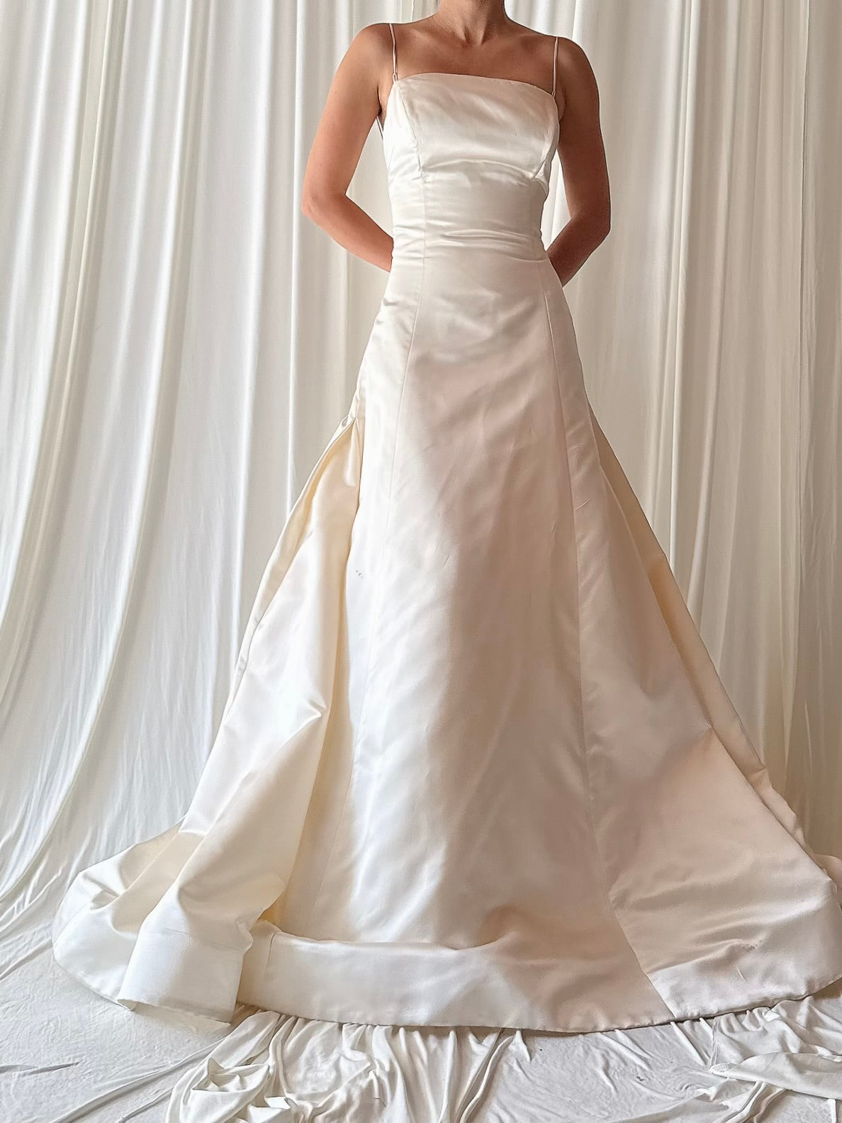 Vintage Vera Wang Silk Gown - 4-6
