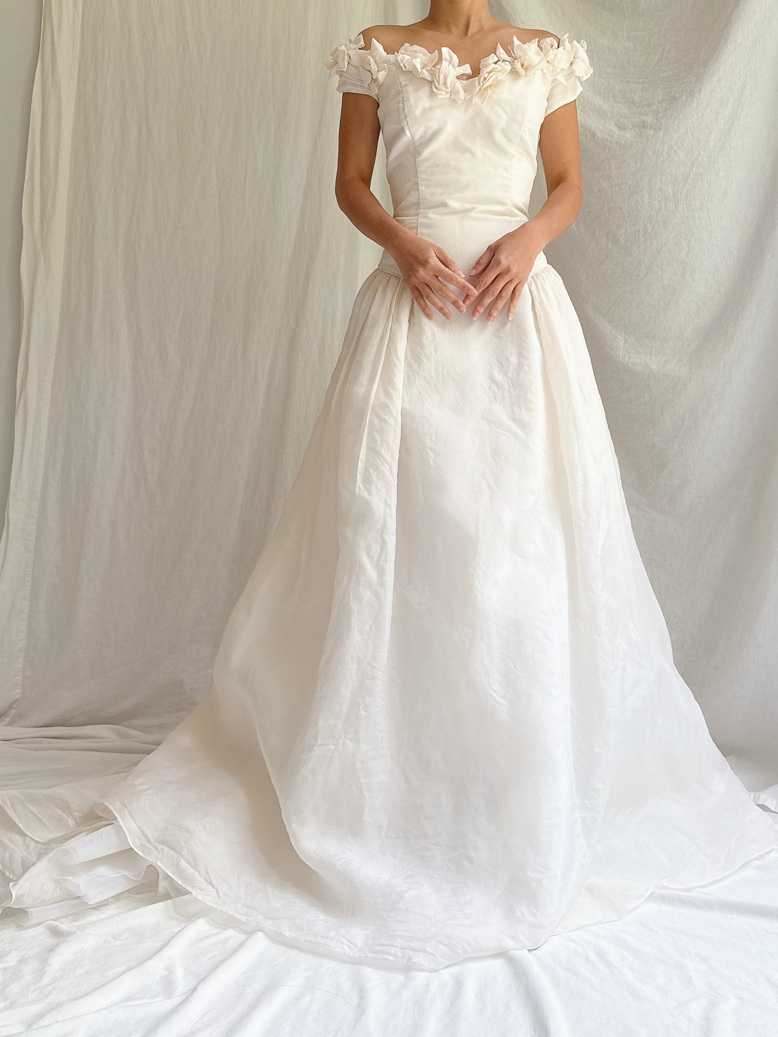 Silk Organza Off-the-Shoulder Gown - M