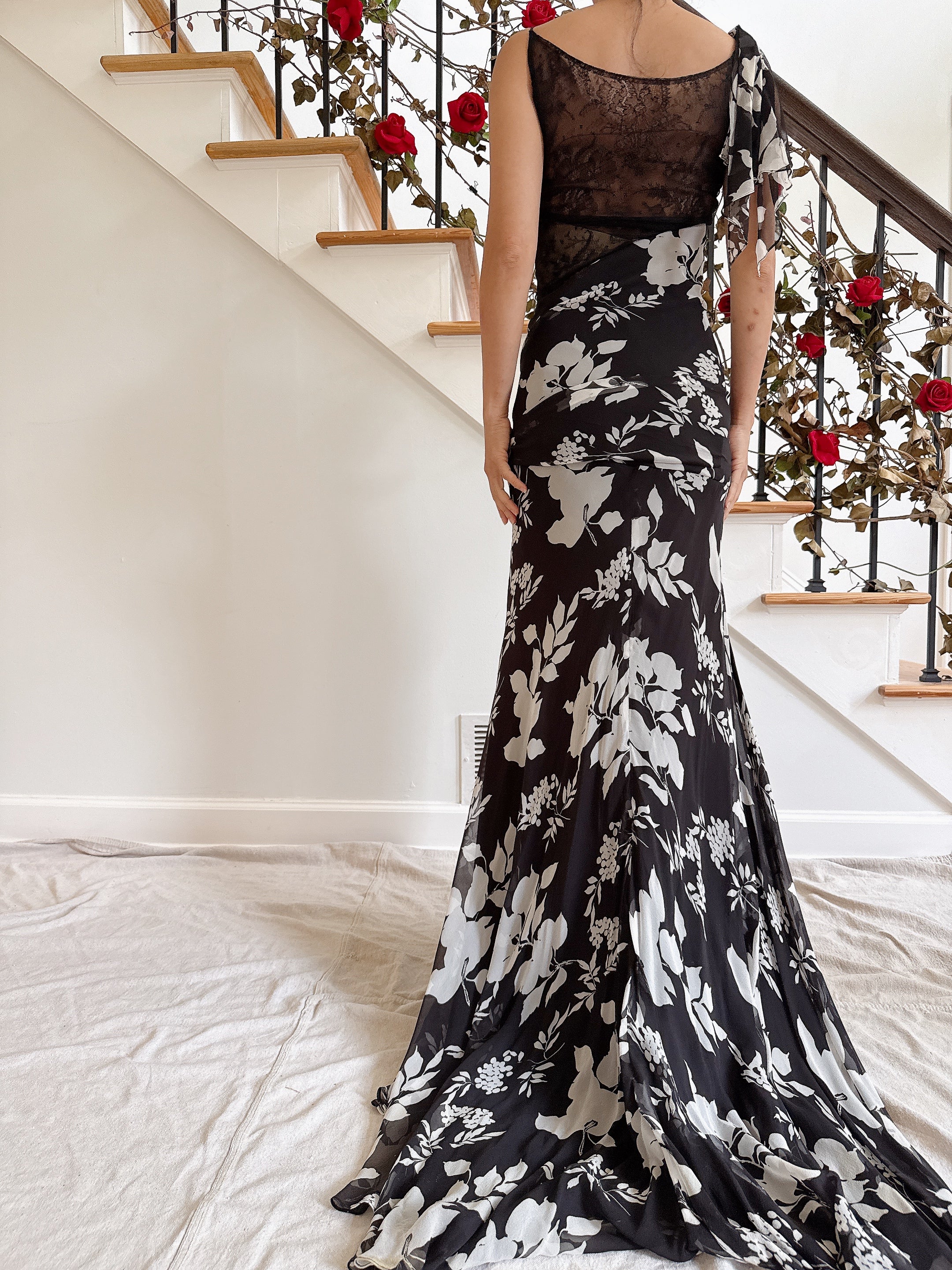Vintage Belleville Sassoon Silk Lace Black White Flower Gown - UK 16/42B/33W/70L