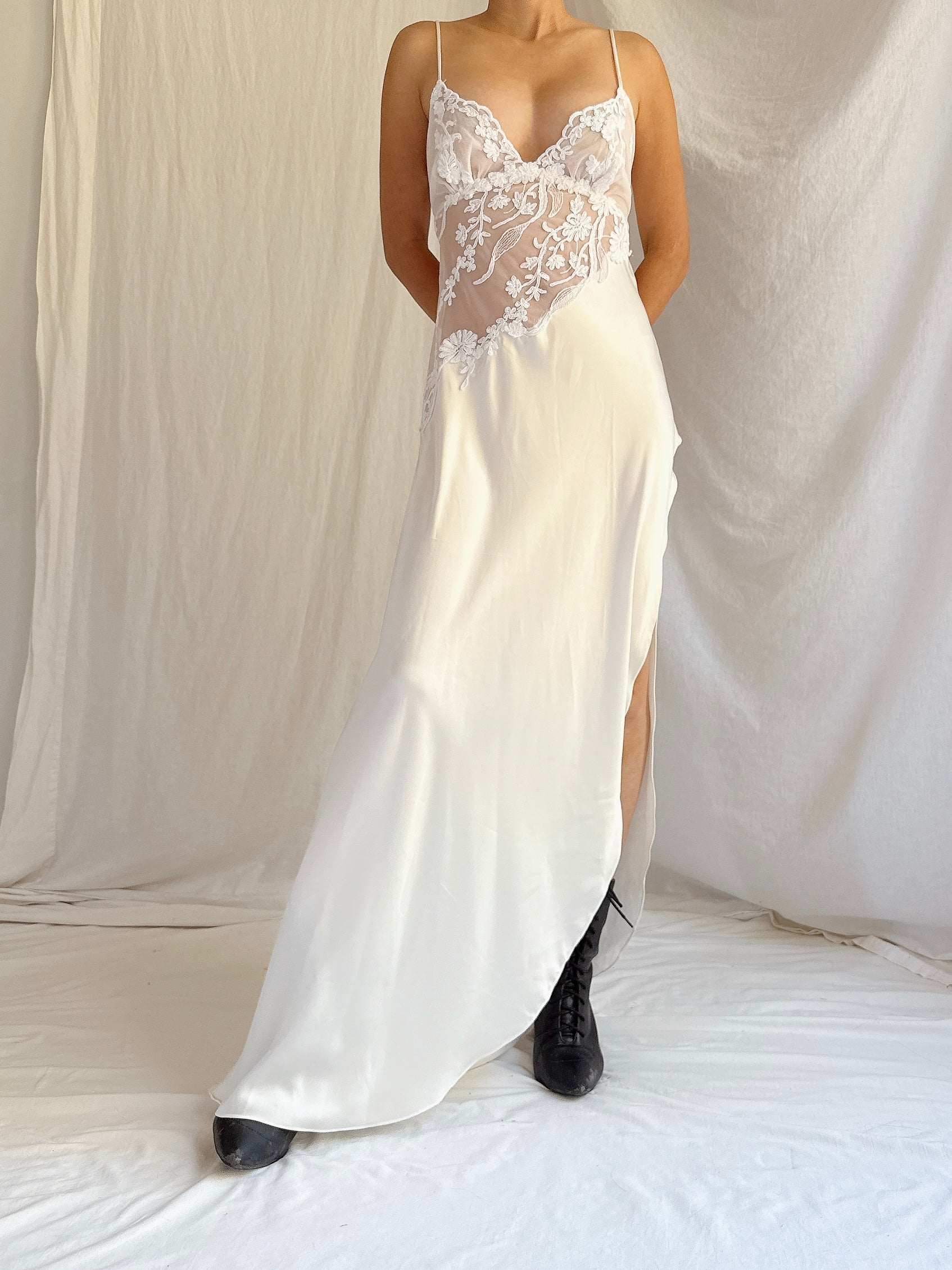 Vintage Satin Slip - S