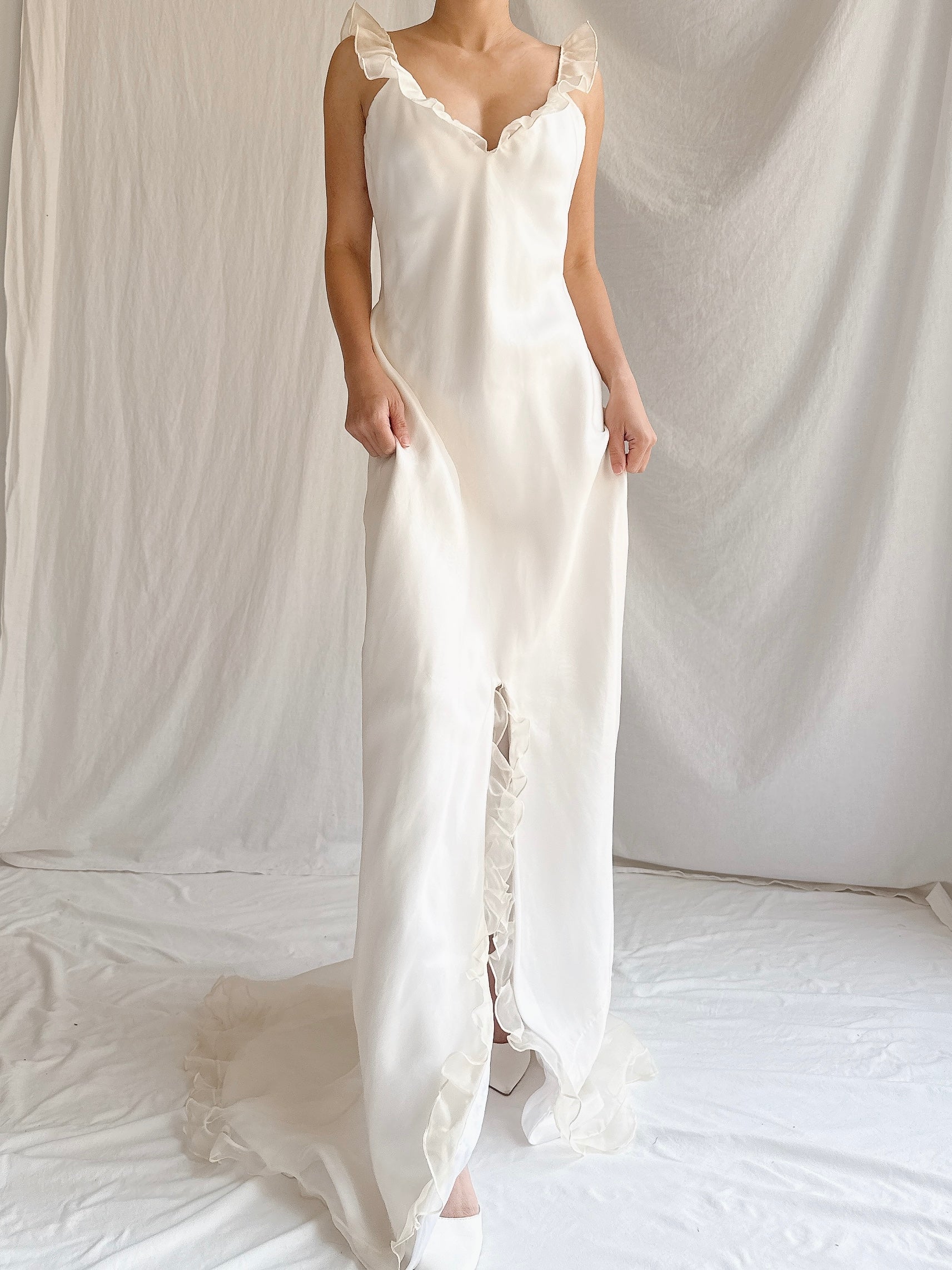 1990s Amy Michelson Silk Organza Gown with Veil - S/M