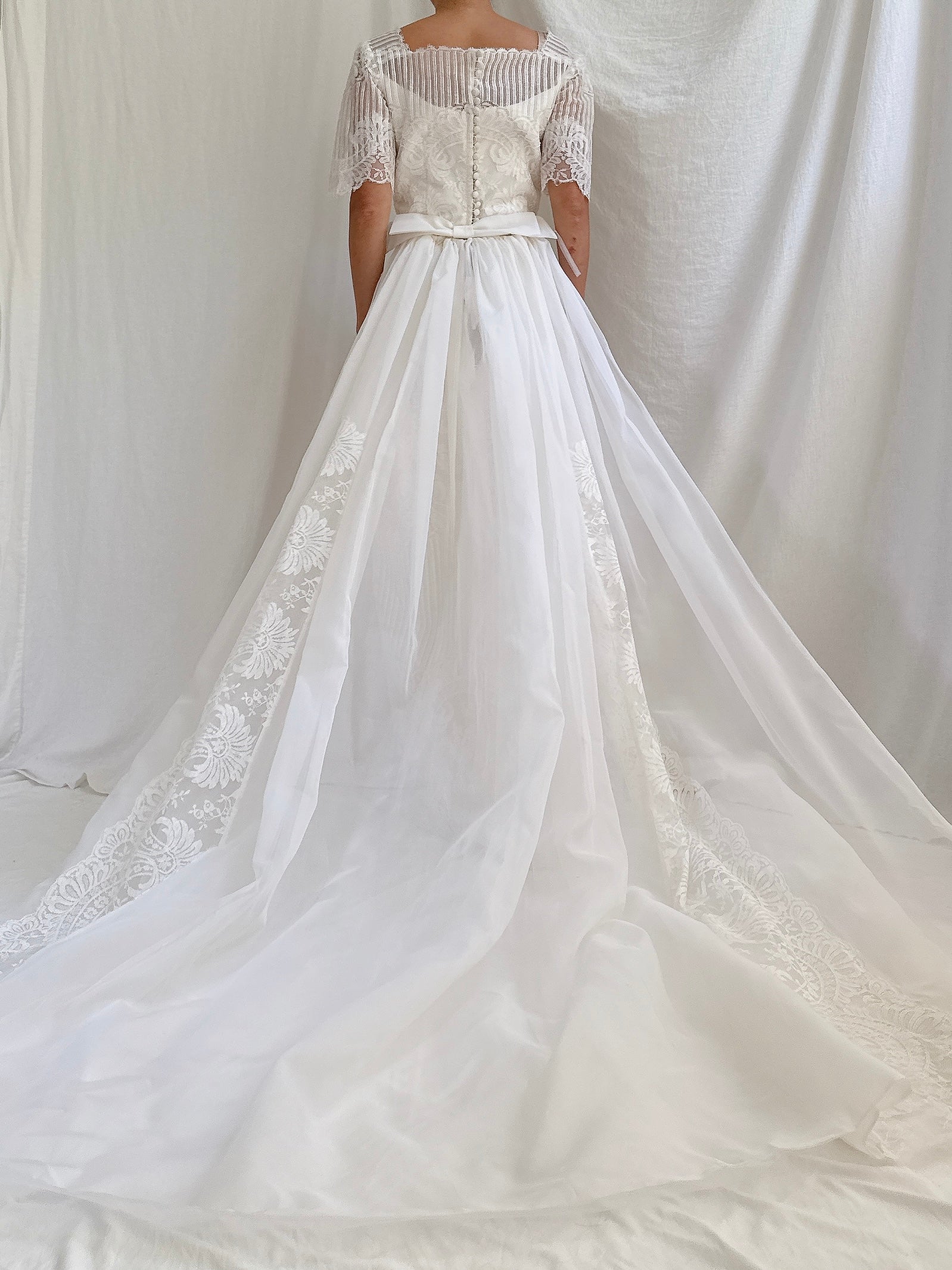 1960s 2-Piece Lace Gown - XS