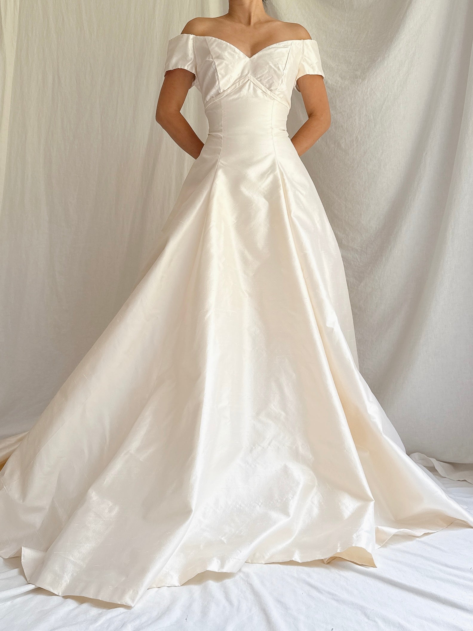 Vintage Silk Wide-Neck Gown - S