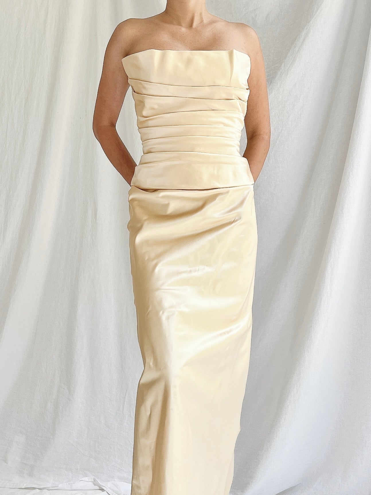 Reserved Vera Wang Champagne Silk Gown - M/6/8 “RESERVED”