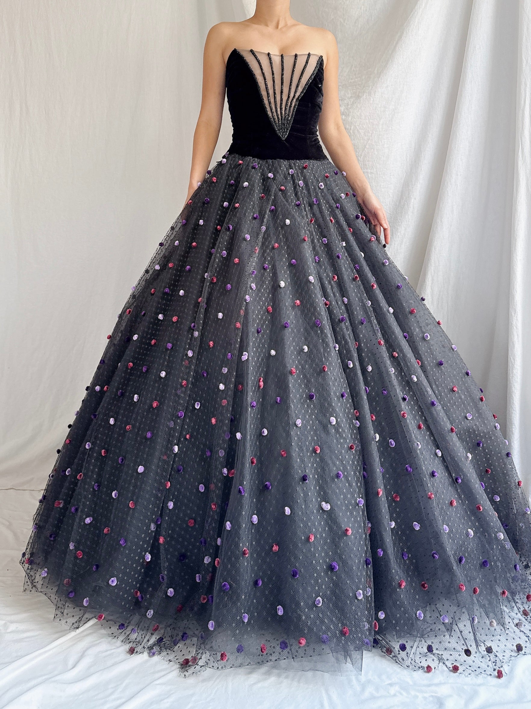 Vintage Floranna Italy Tulle Embellished Gown - M/L IT44/US 10