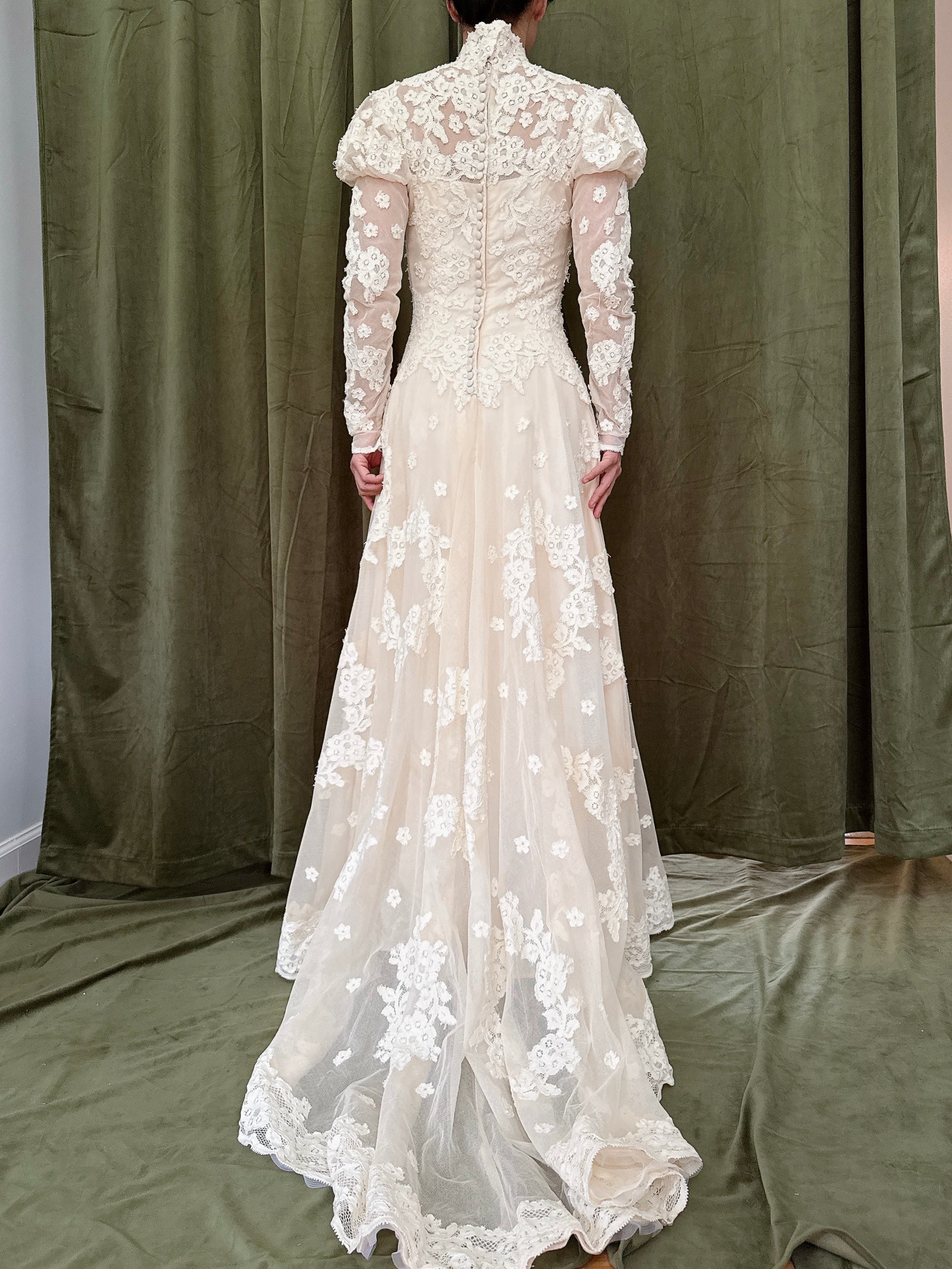 1960s Long Sleeve Lace Dress - XS