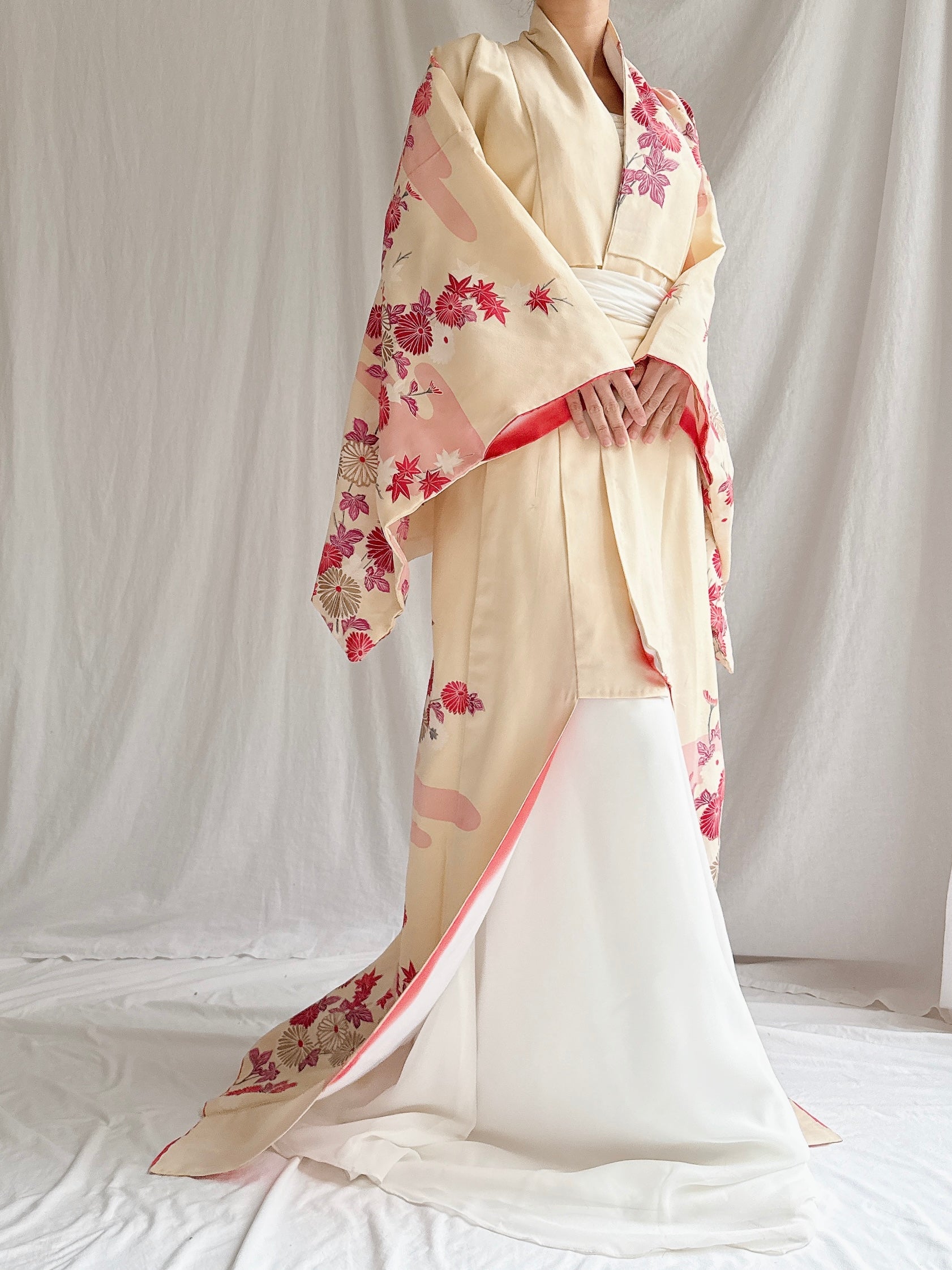 Vintage Silk Floral Kimono - OSFM