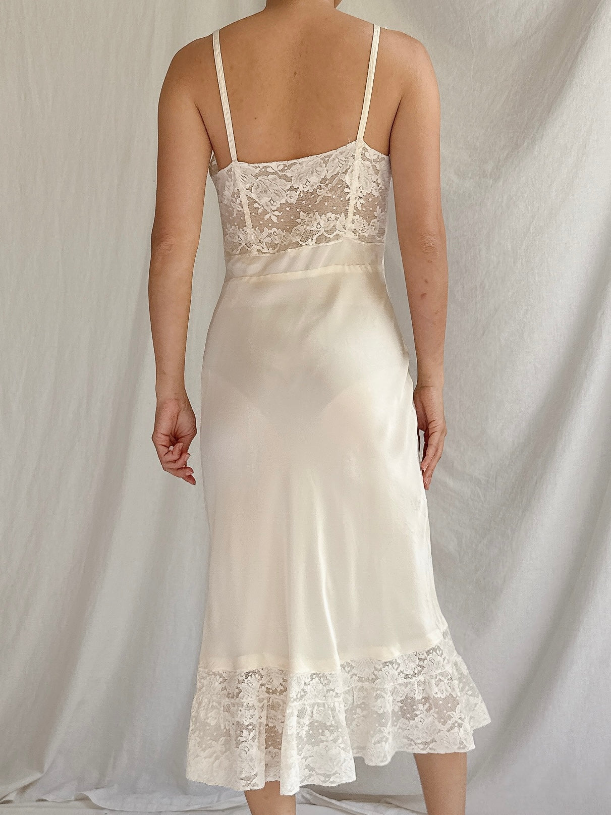 1930s Ivory Satin Slip - XS