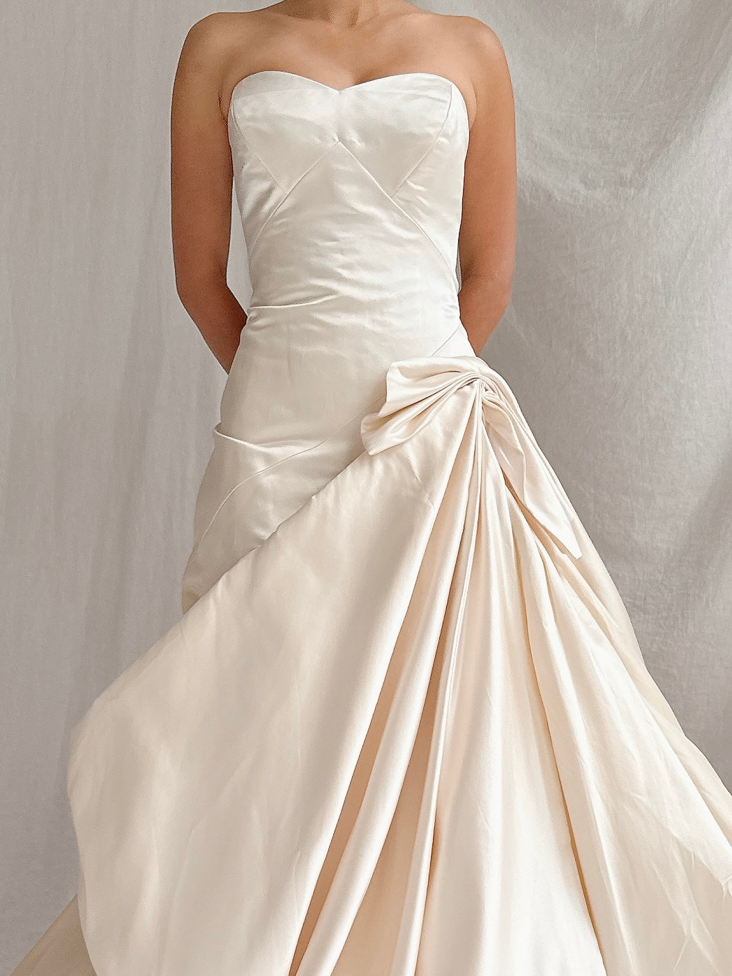 00 Anna Maier/Ulla Maija Couture Silk Draped Gown - M/8