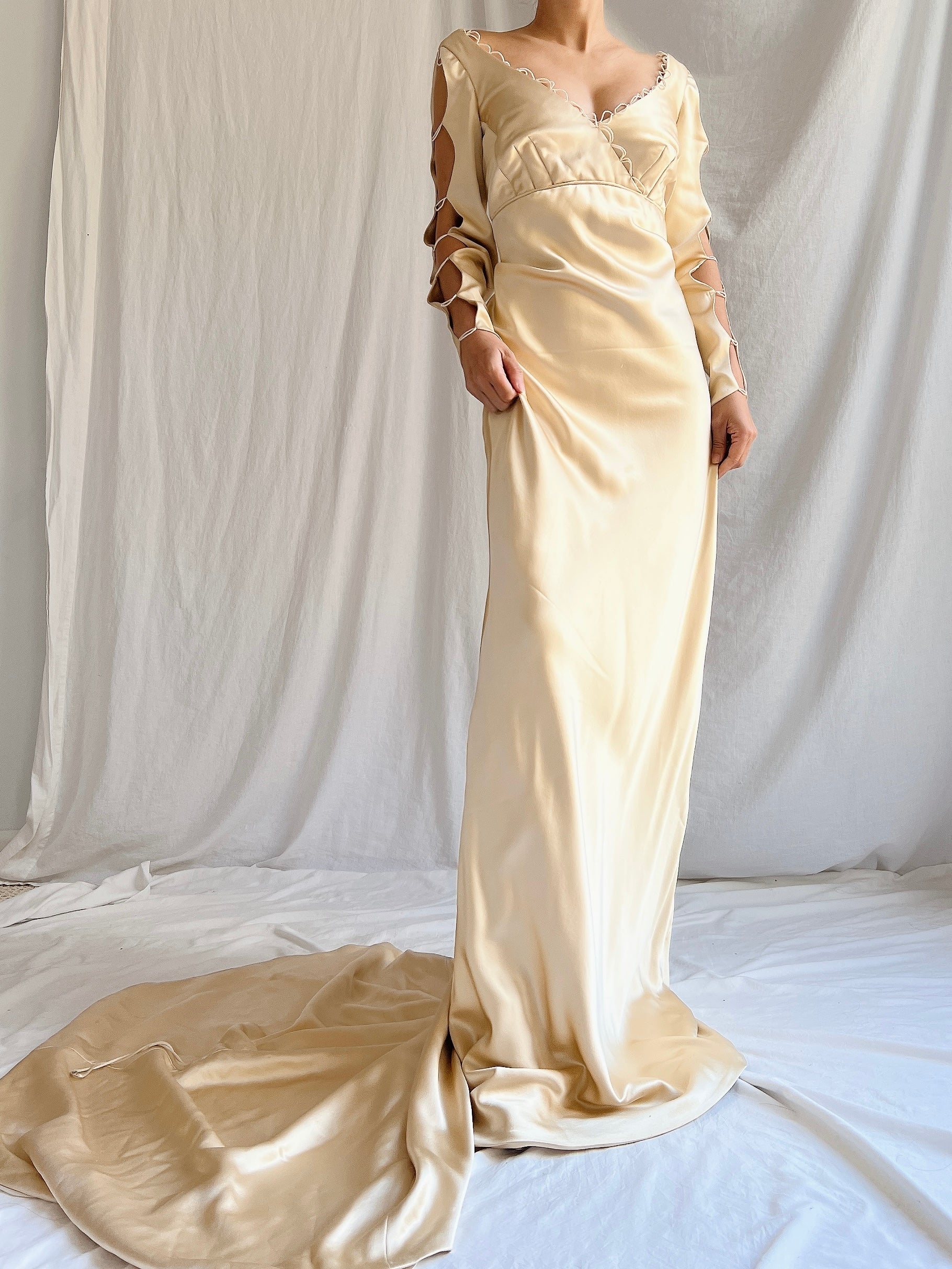 Vintage Gold/Champagne Silk Gown with Veil - S/M