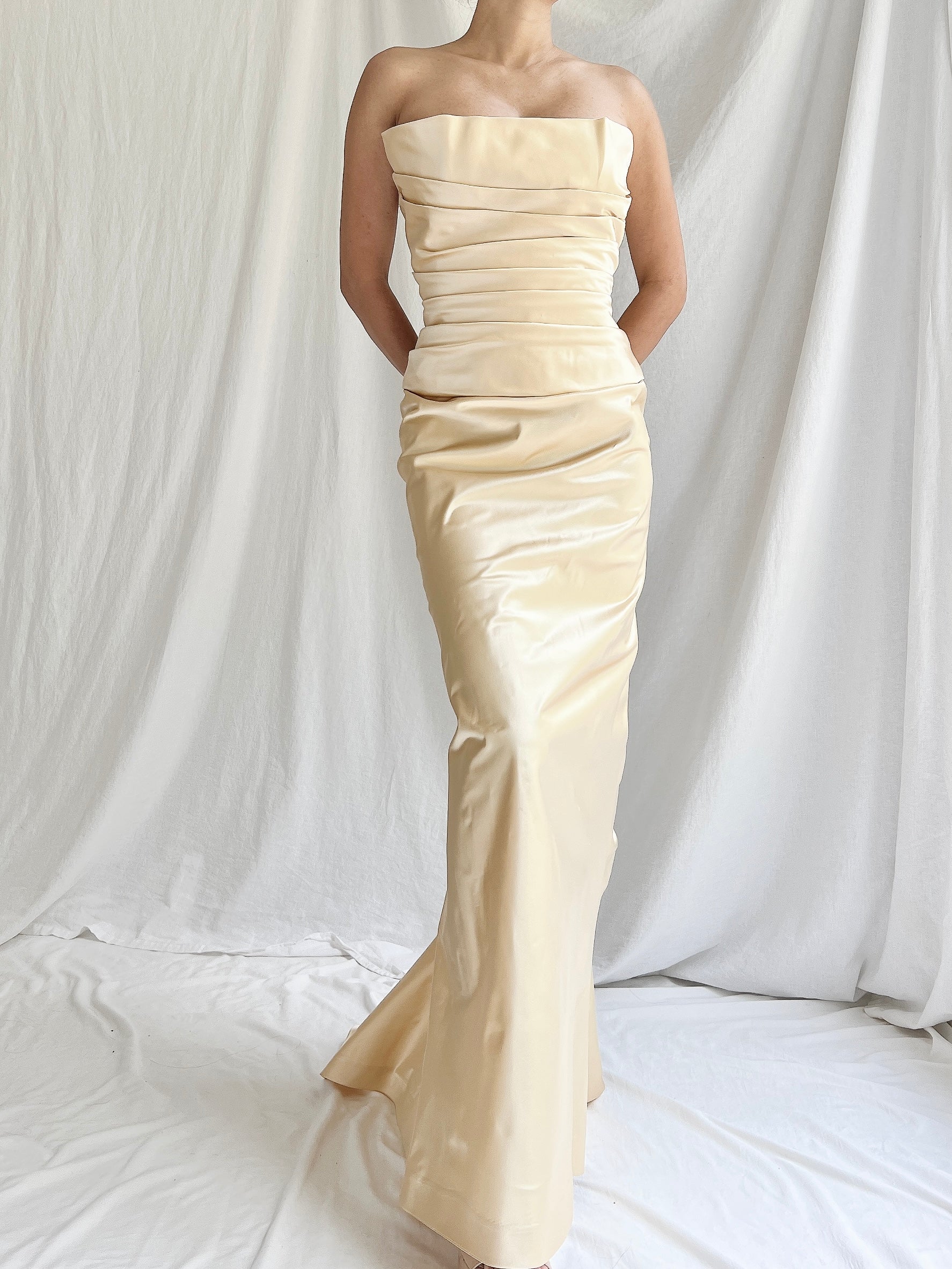 Reserved Vera Wang Champagne Silk Gown - M/6/8 “RESERVED”