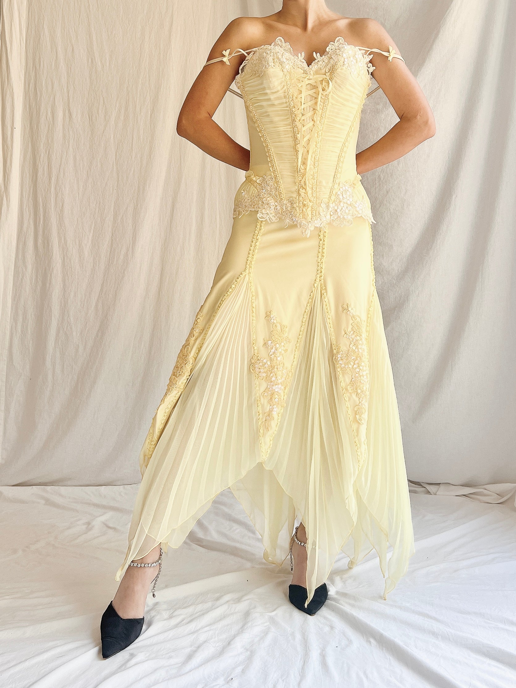 Vintage Catwalk Collection Yellow Pleated 2-Piece Set - One Size