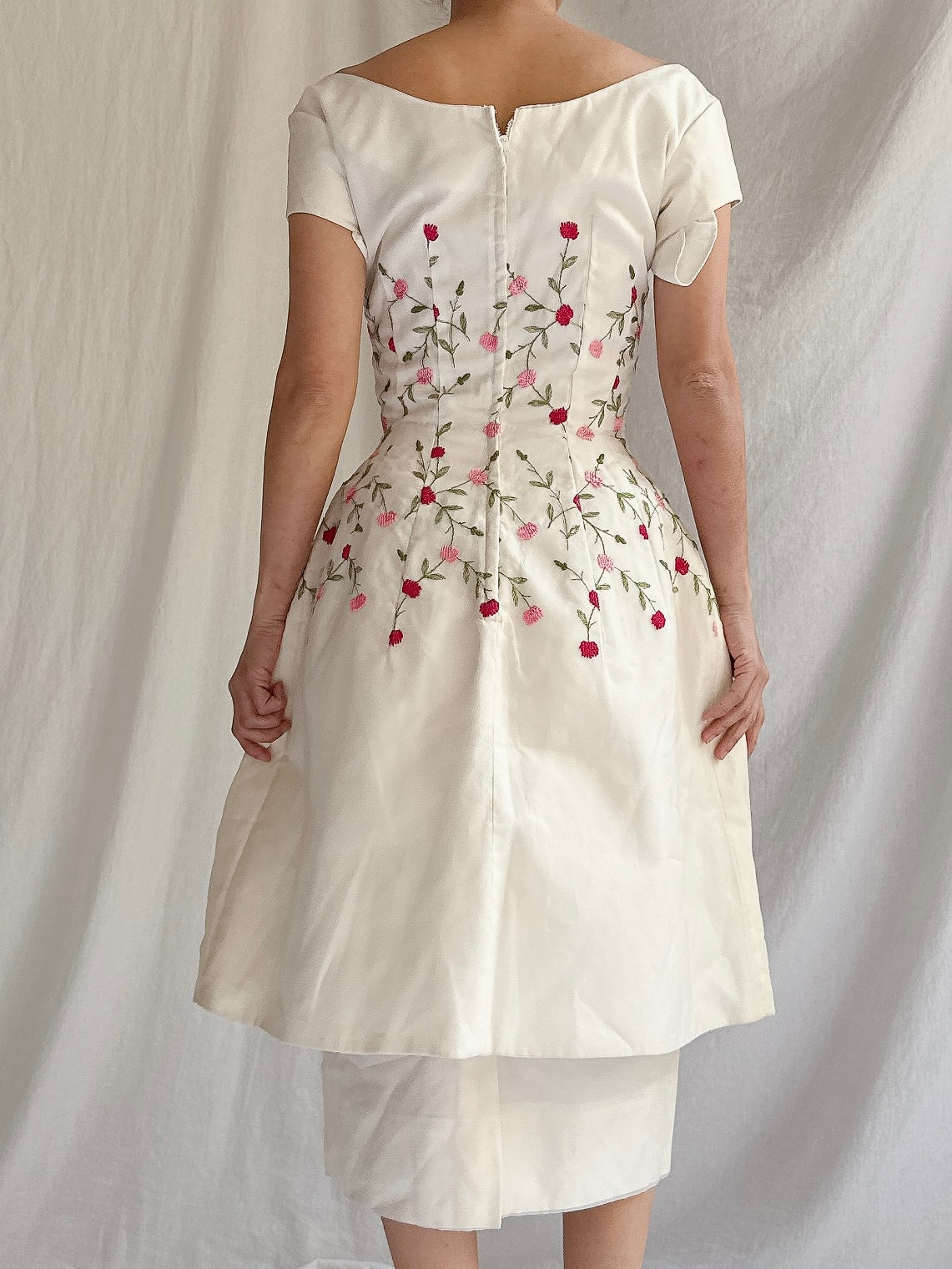 1960s Embroidered Peplum Dress - S