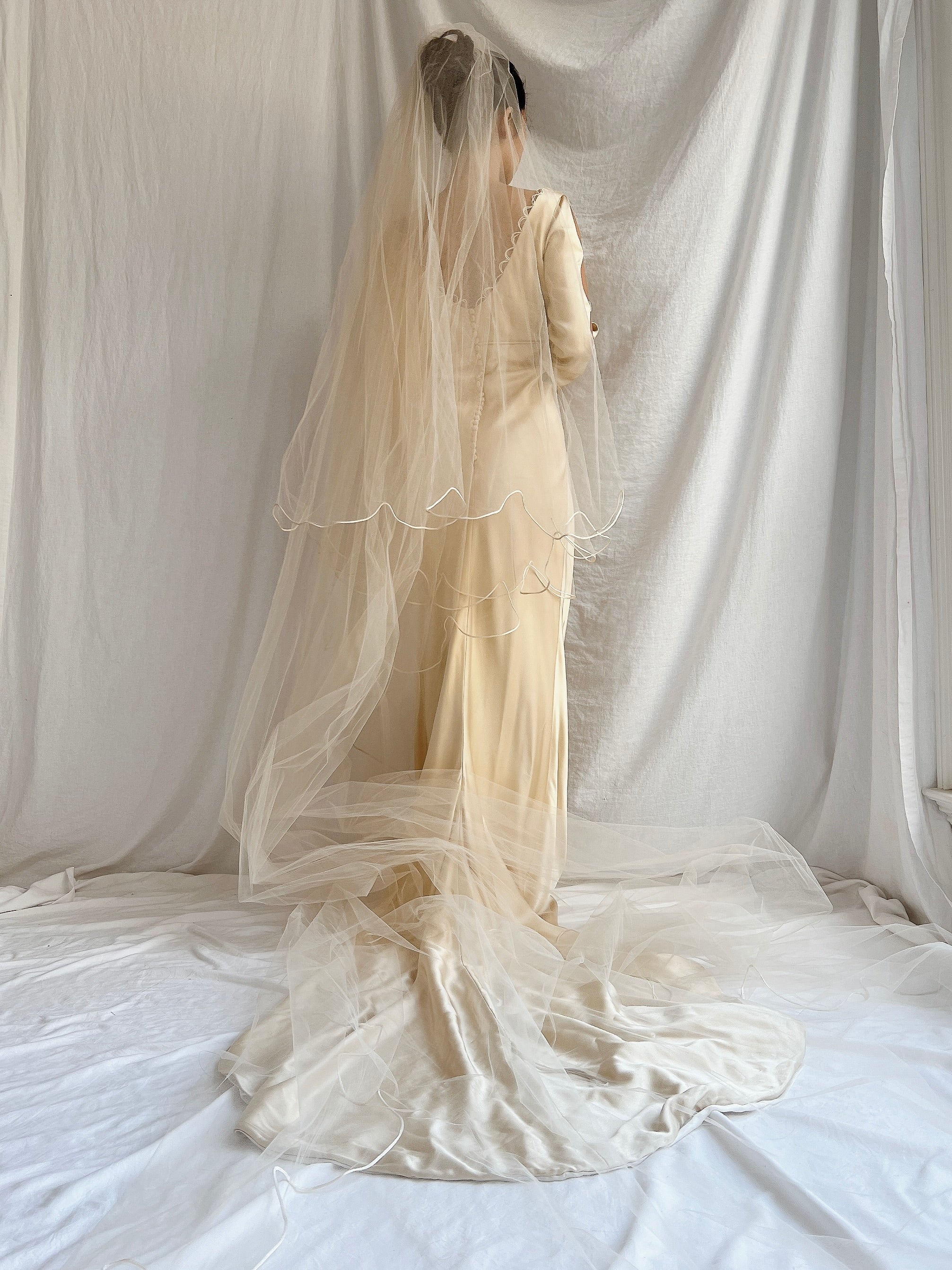 Vintage Gold/Champagne Silk Gown with Veil - S/M