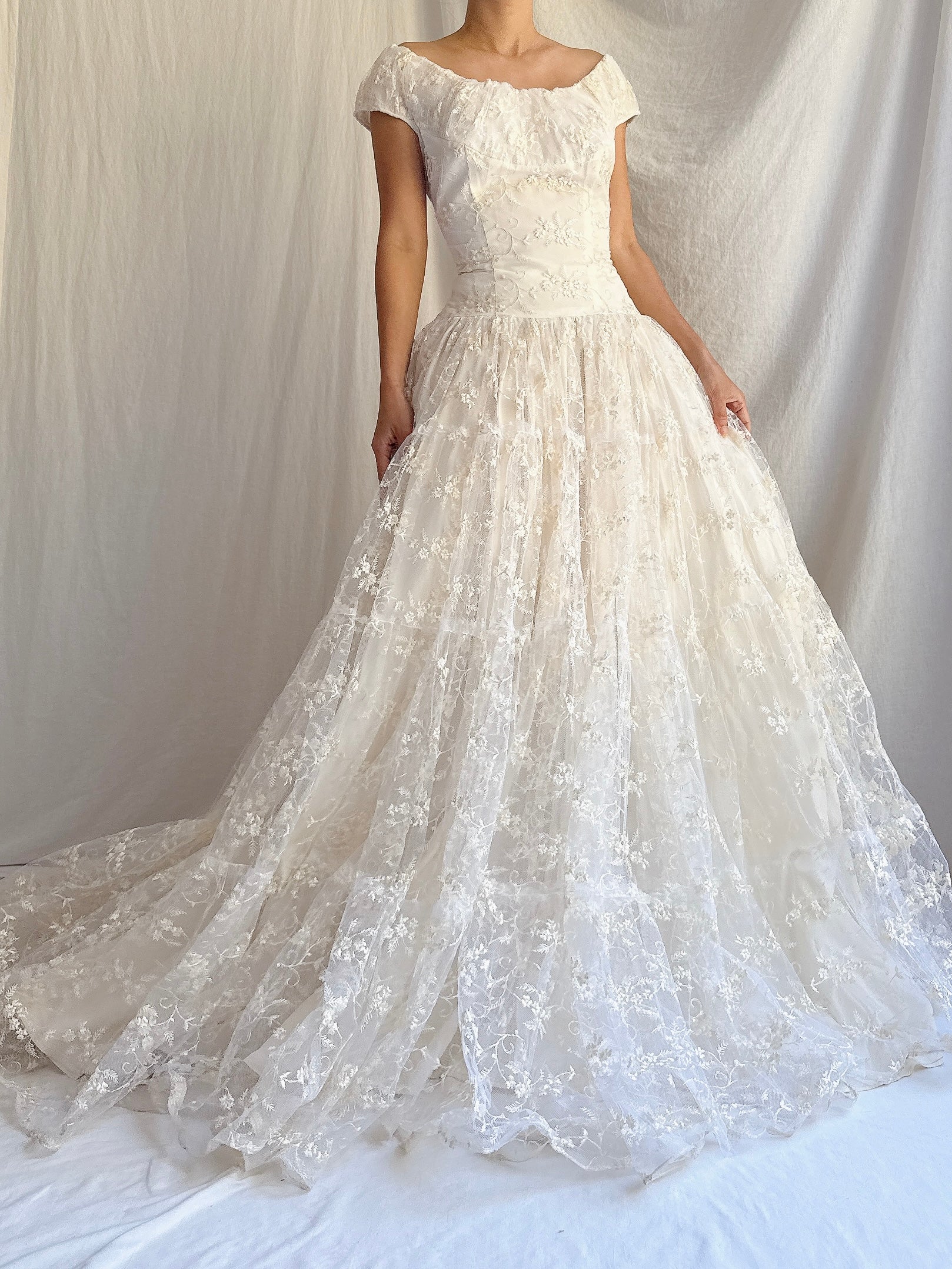 1950s Embroidered Lace Dress - S