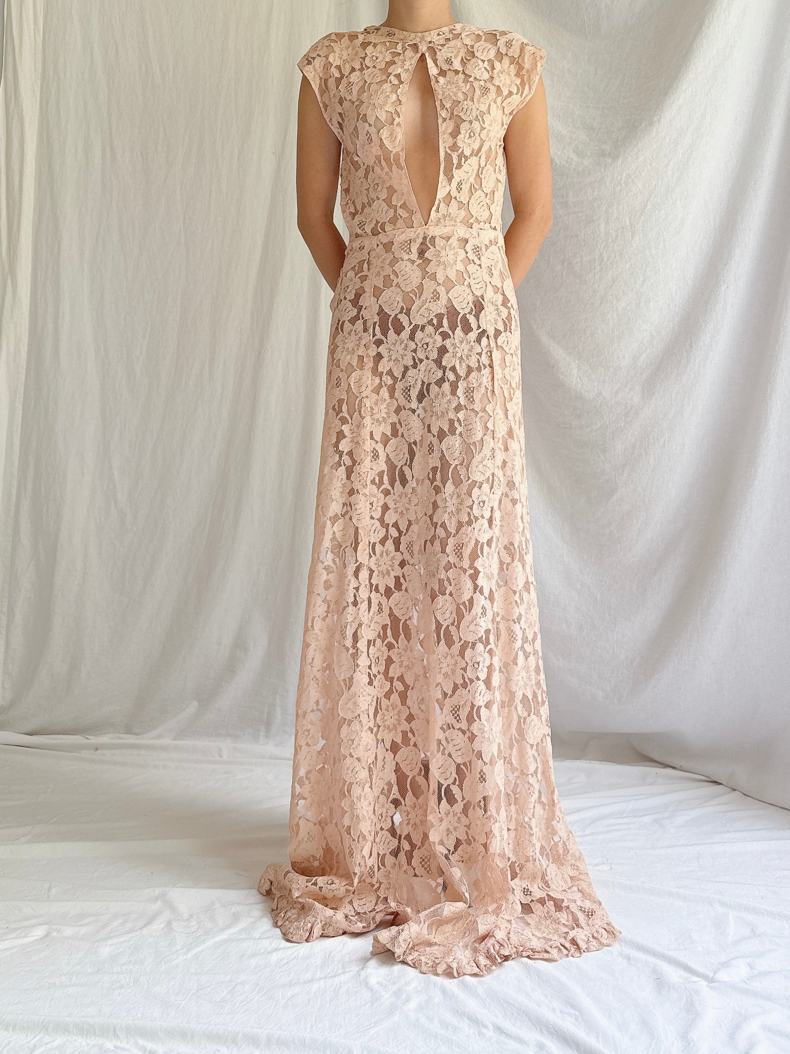 1930s Peach Lace Gown - XS/S