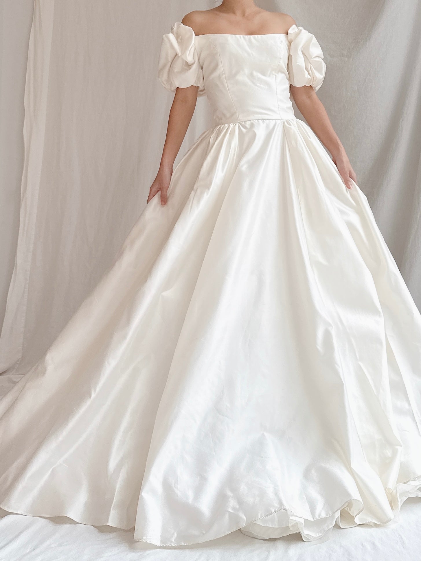 Vintage Silk Puff Sleeve Gown - XS