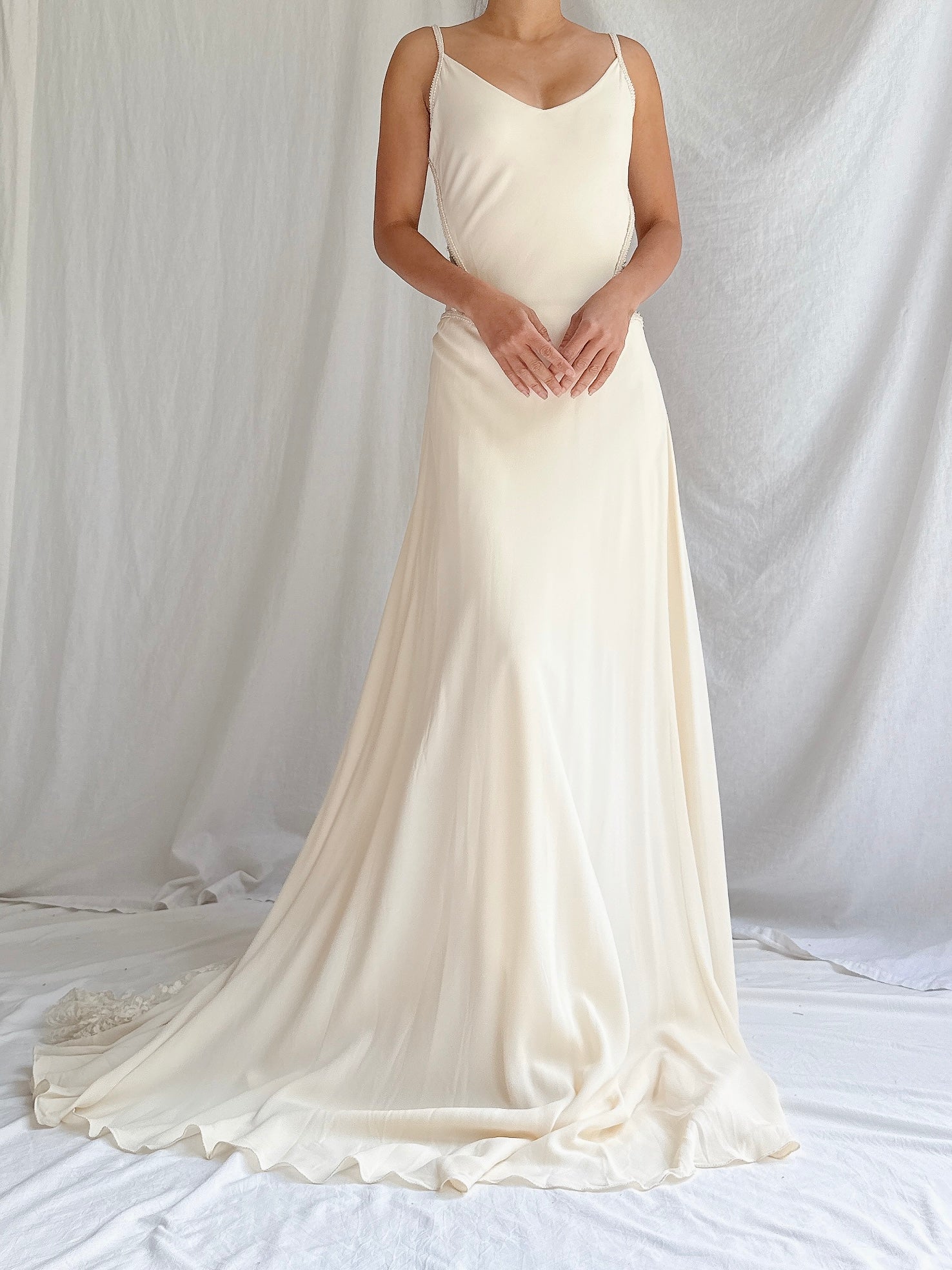 Vintage Silk Crepe and Lace Gown - S/M/6