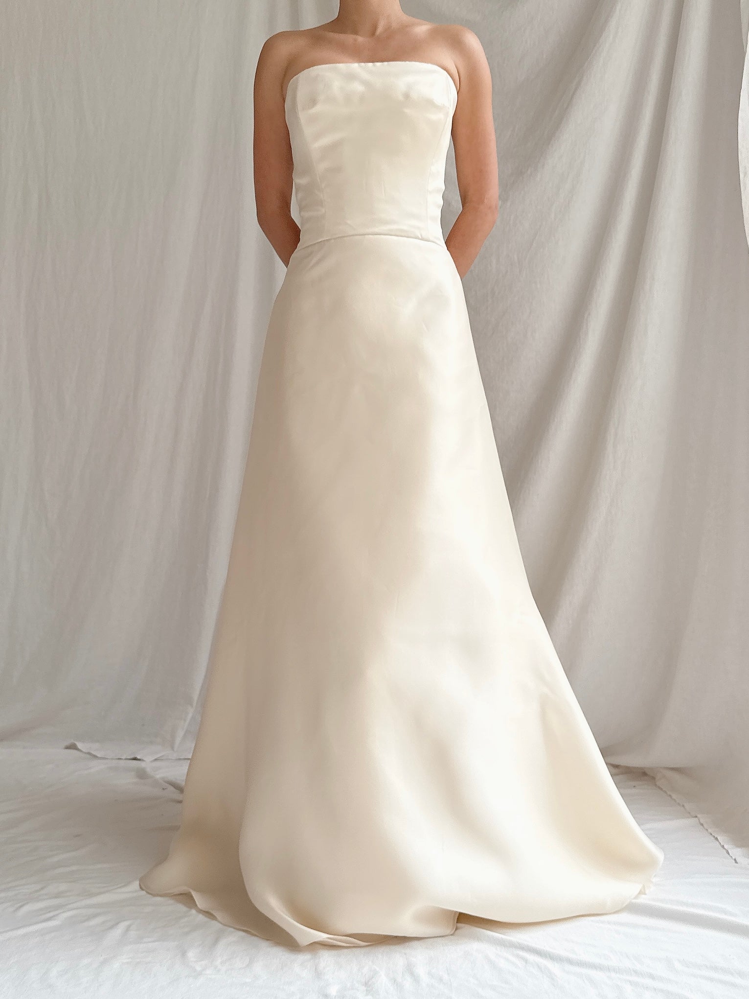 Vintage Vera Wang Silk Organza Gown - XS