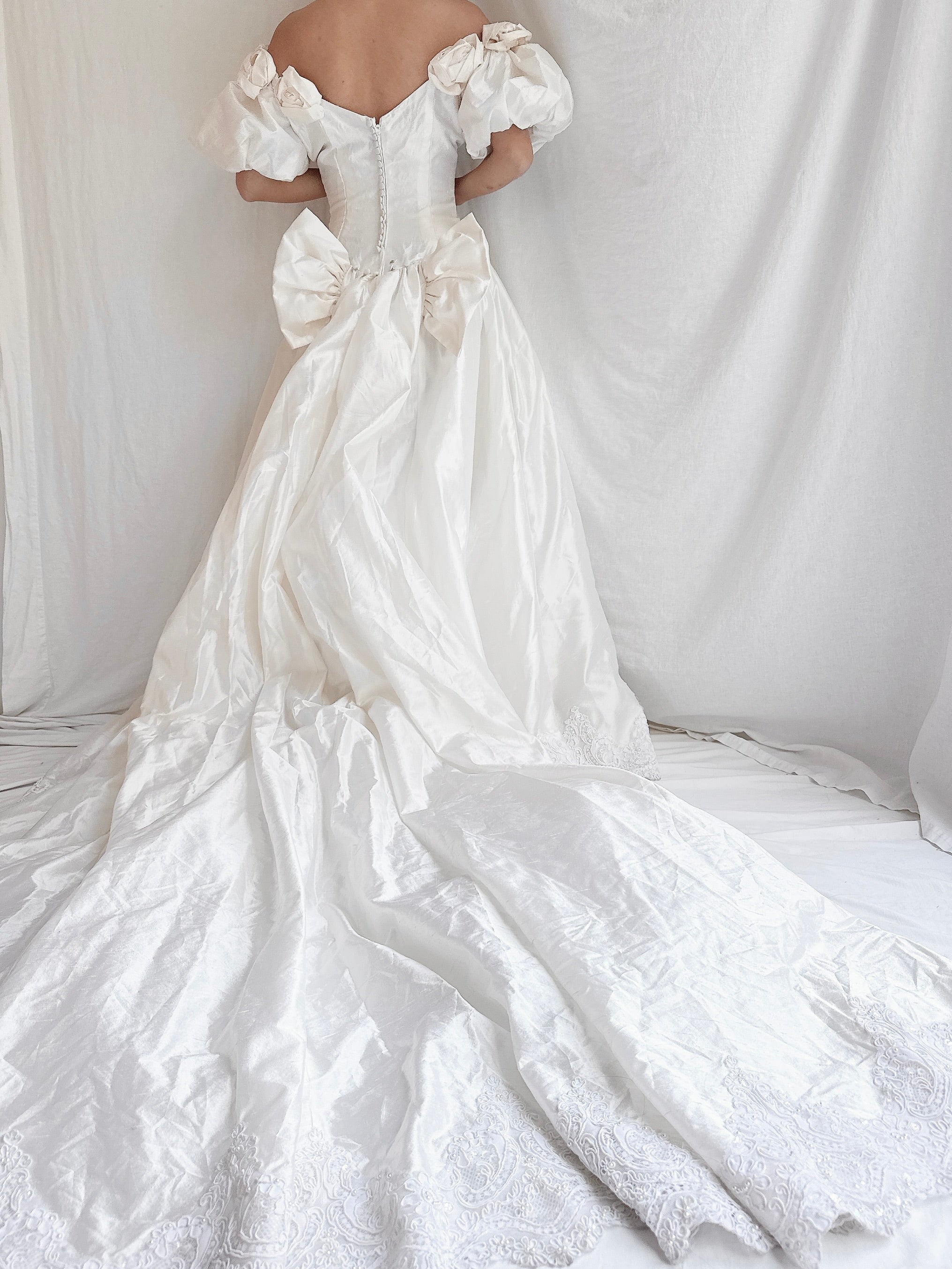 Vintage Raw Silk Off-the-Shoulder Gown - S