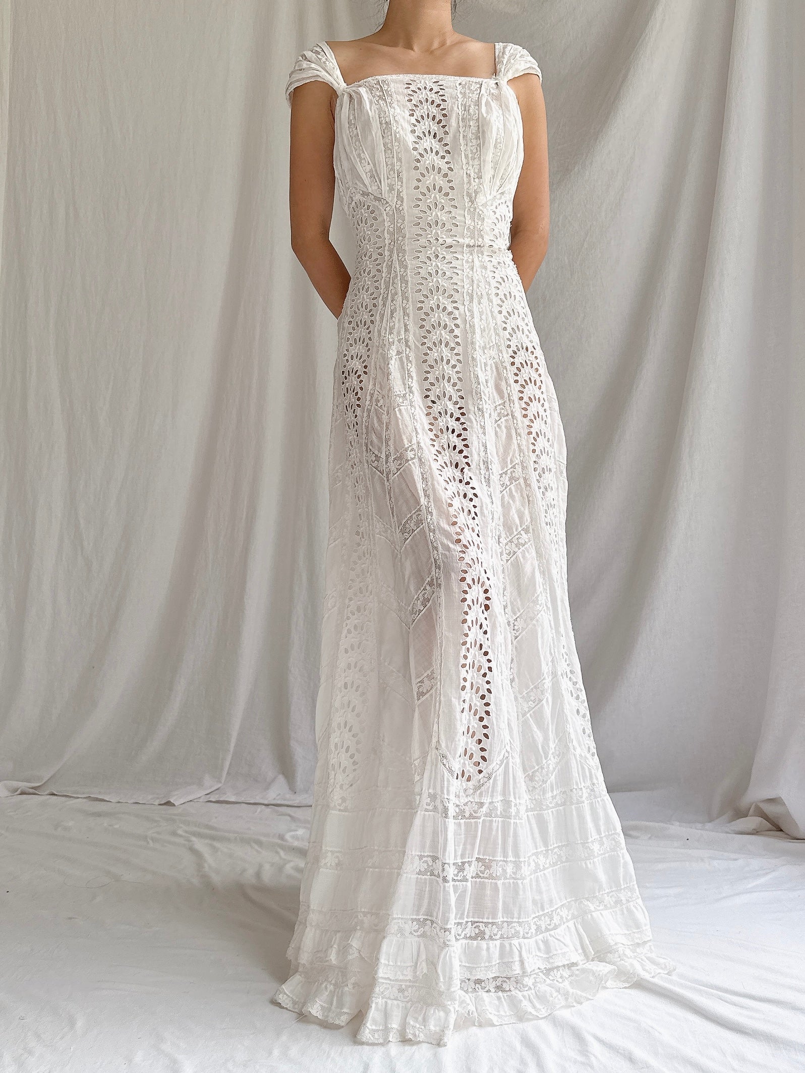 Antique Embroidery Eyelet Dress - XS