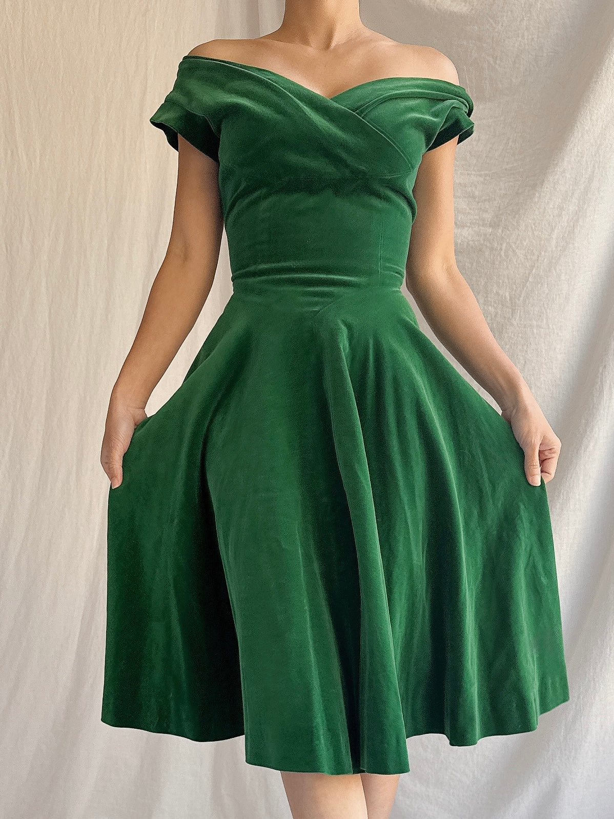 1950s Harry Kaiser Silk Velvet Dress - XS