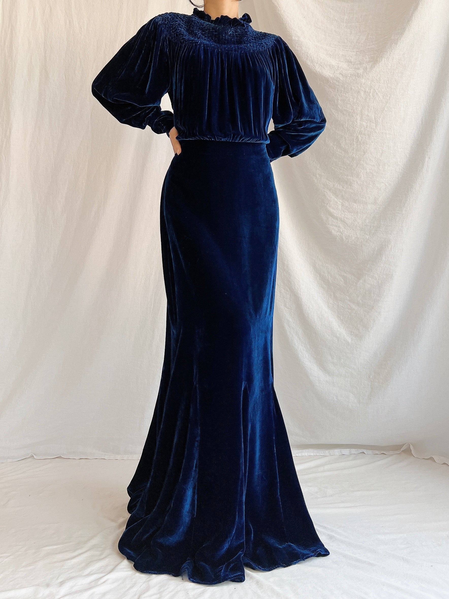 1930s Sapphire Silk Velvet Gown - M