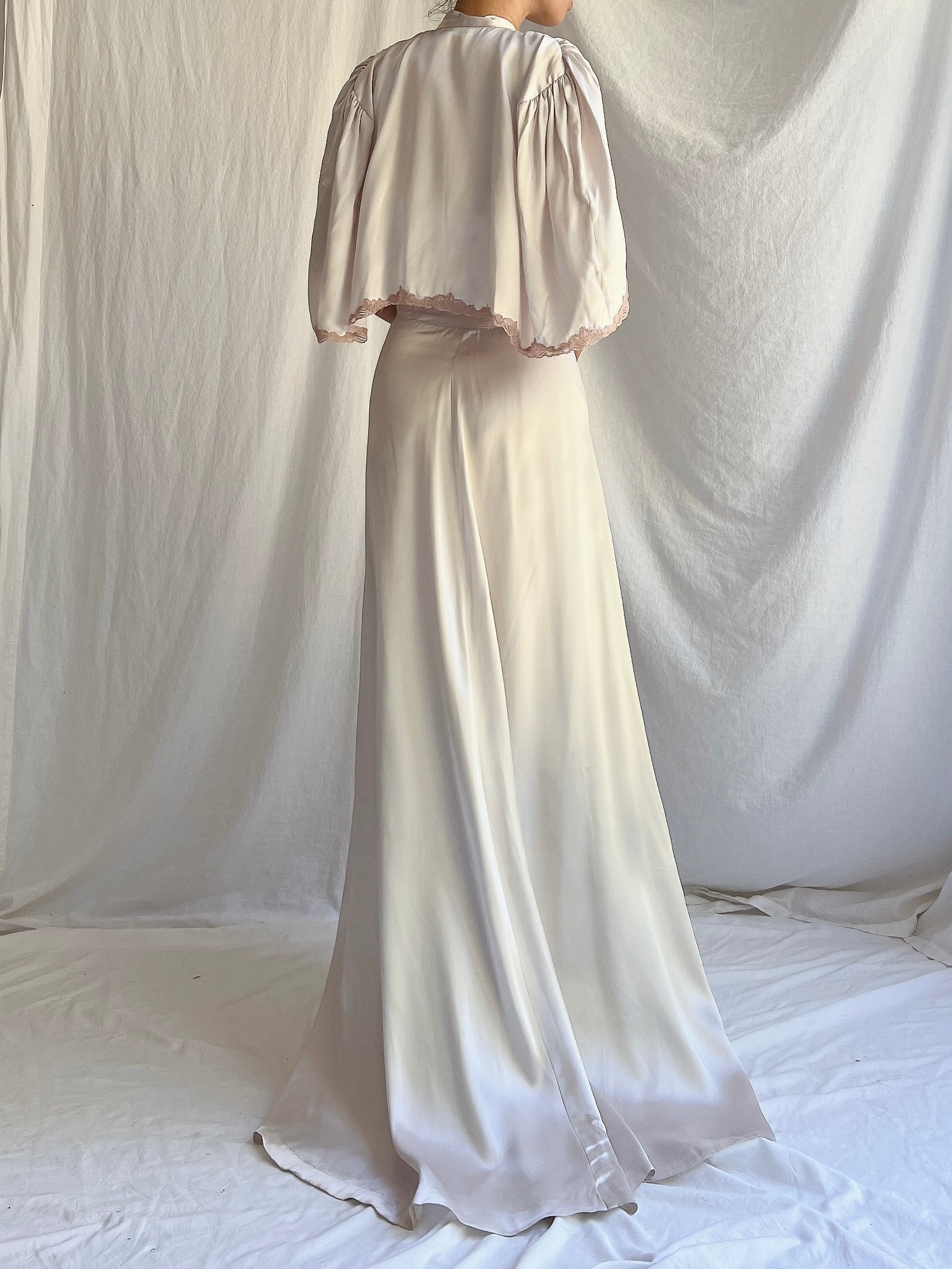 1930s Light Lilac Cape Dress - S/M