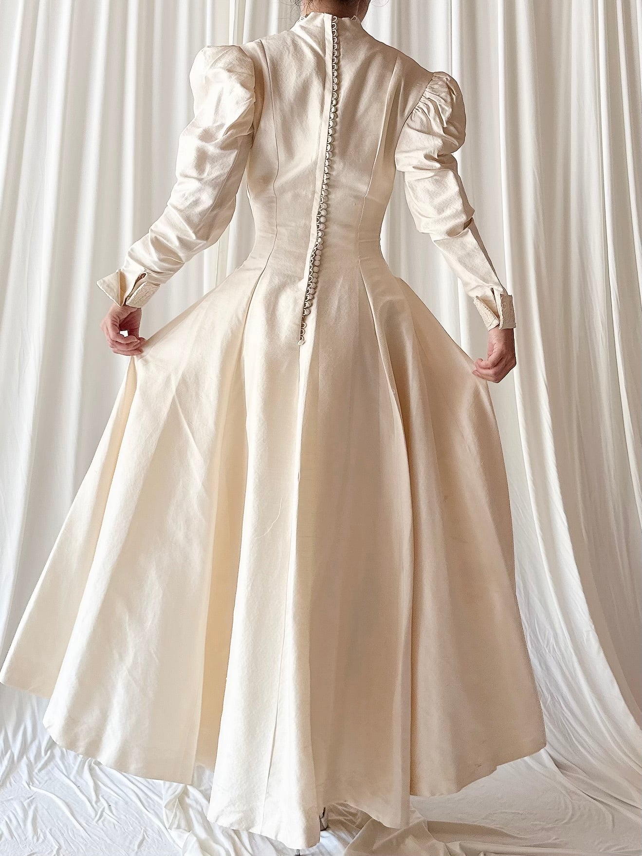 1980s Oscar De La Renta Raw Rayon Silk Gown - XS