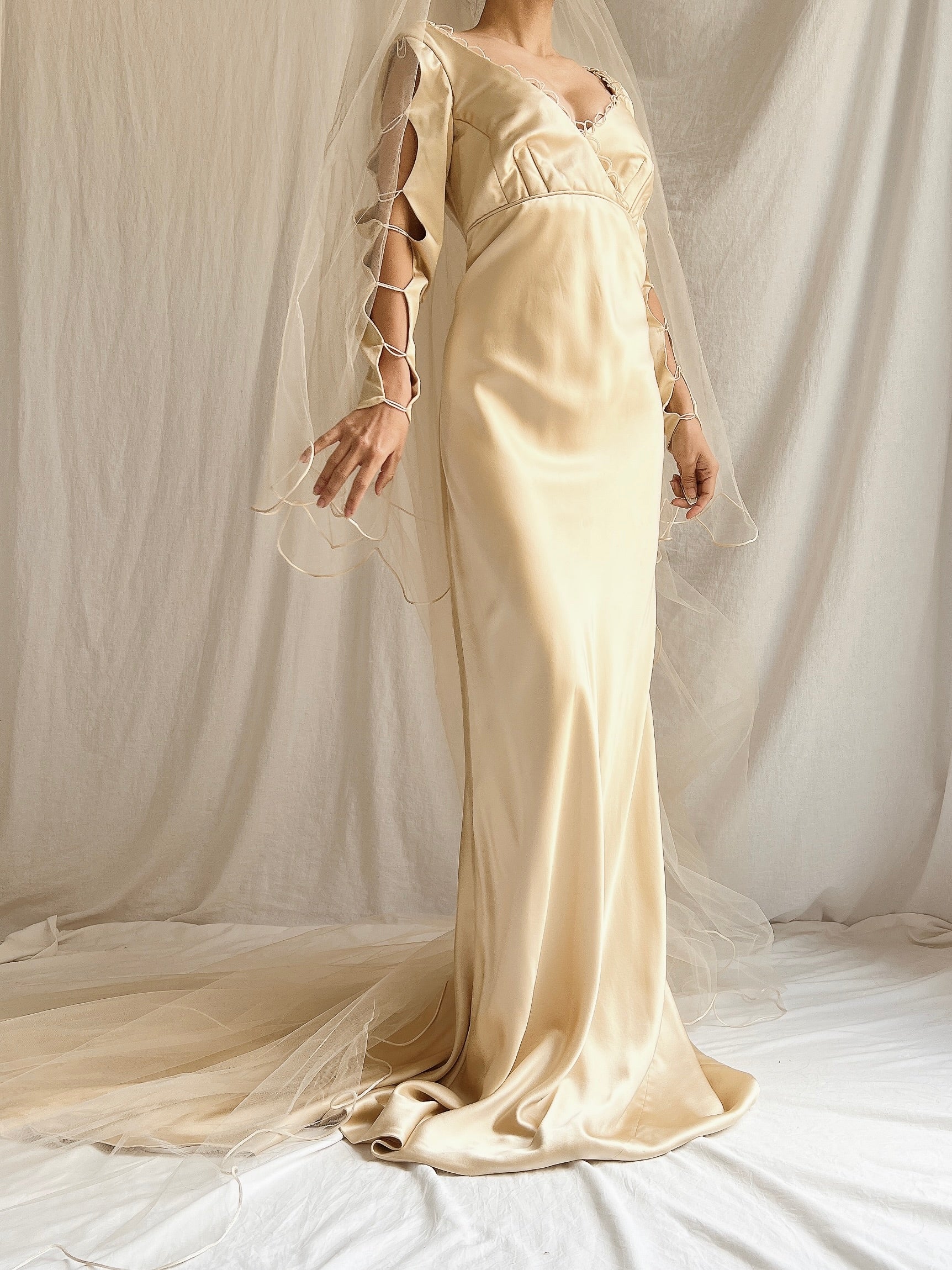 Vintage Gold/Champagne Silk Gown with Veil - S/M