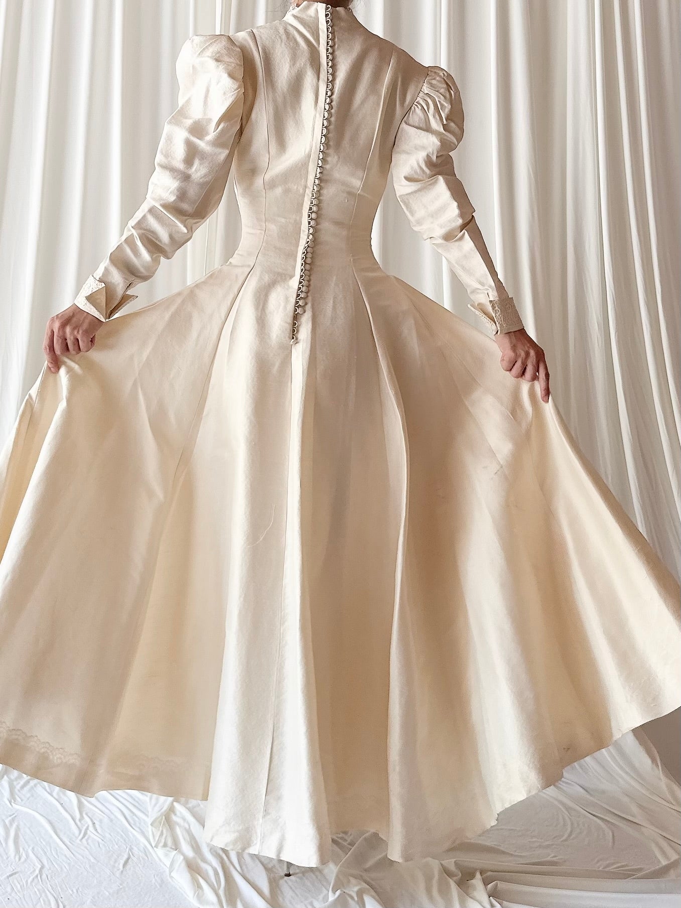 1980s Oscar De La Renta Raw Rayon Silk Gown - XS
