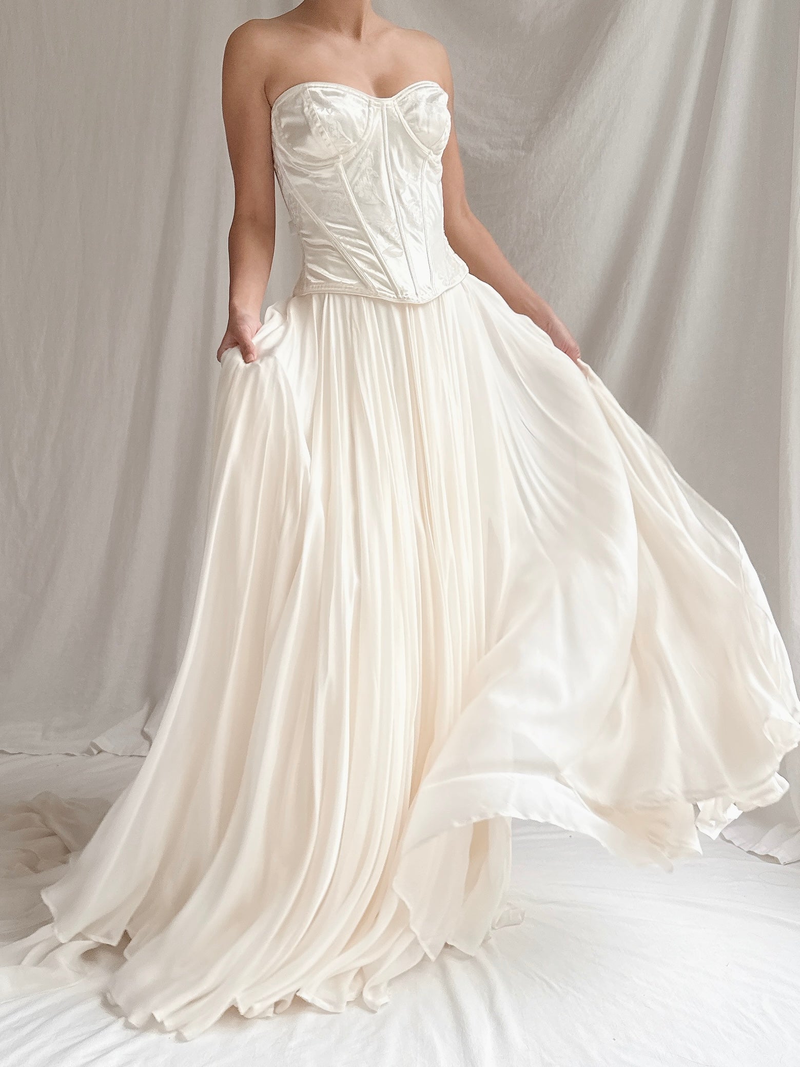 Vintage Silk 2-Piece Set - S-M