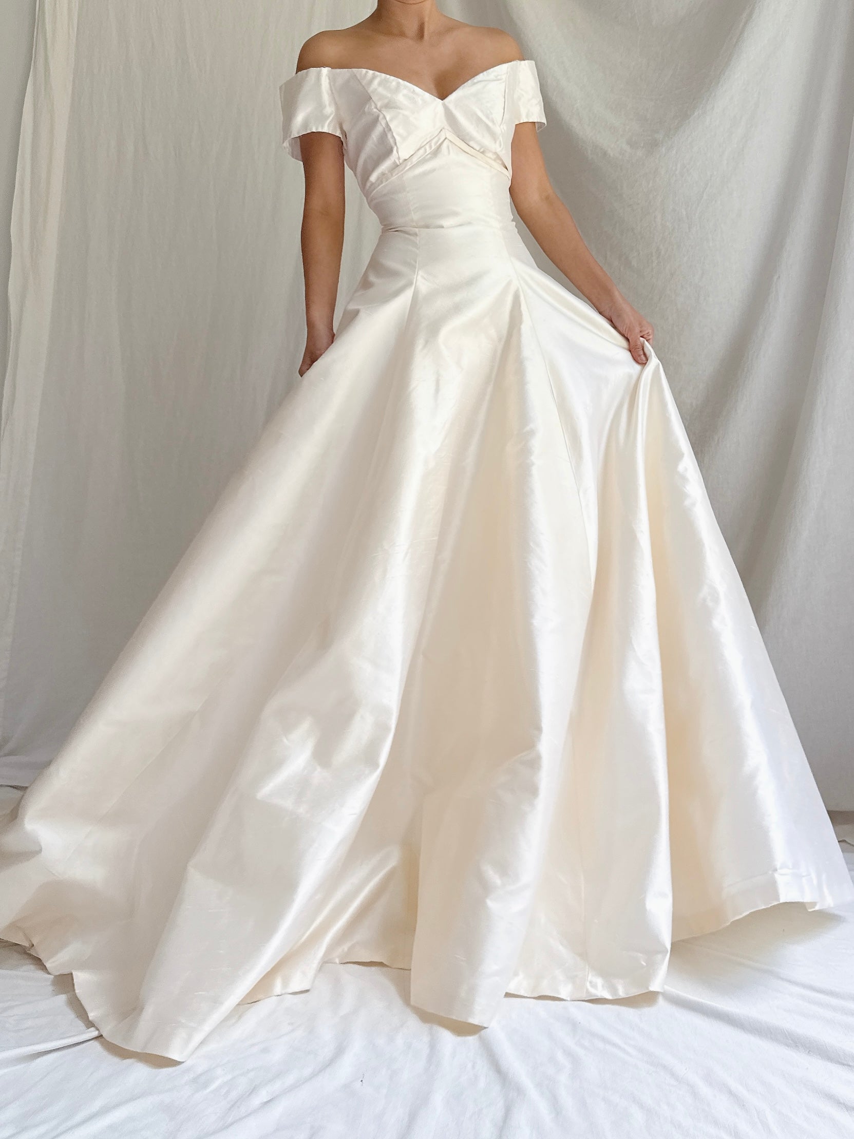 Vintage Silk Wide-Neck Gown - S