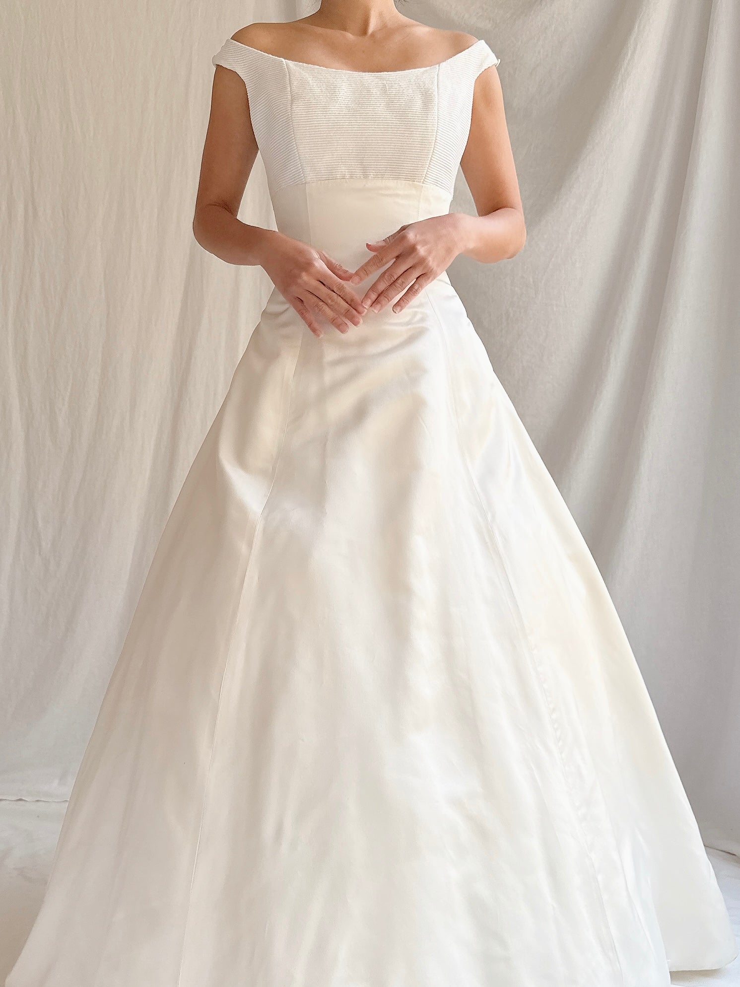 Vintage Monique Llhuilier Portrait Collar Gown - XS/2