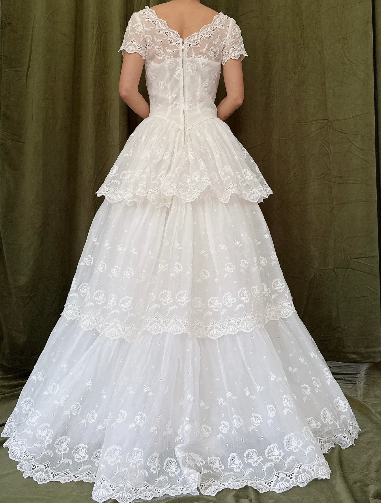 Vintage Embroidered Side Tiered Gown - XS