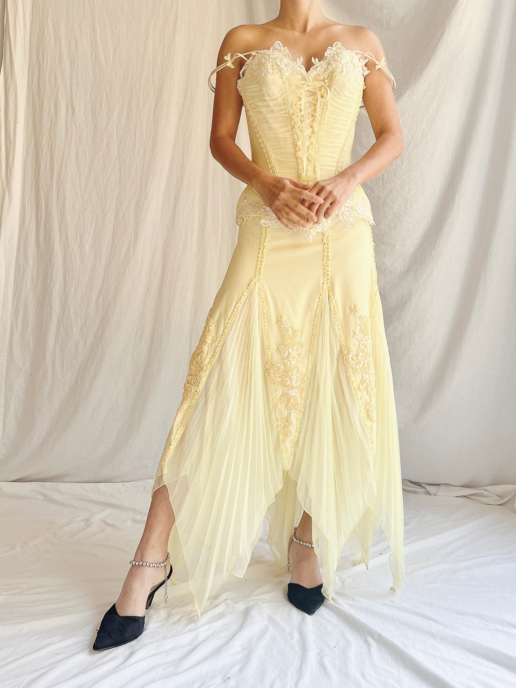 Vintage Catwalk Collection Yellow Pleated 2-Piece Set - One Size