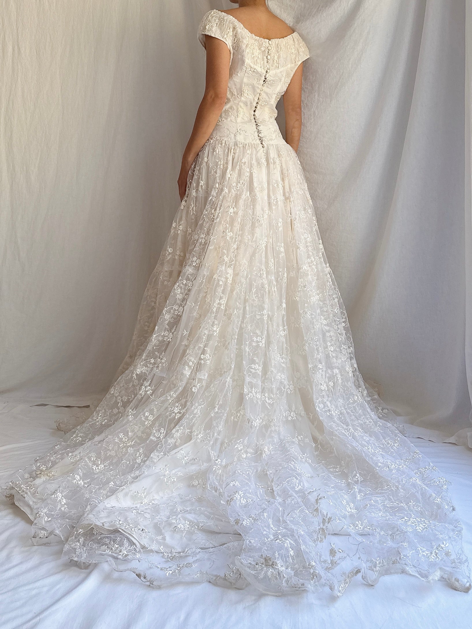 1950s Embroidered Lace Dress - S