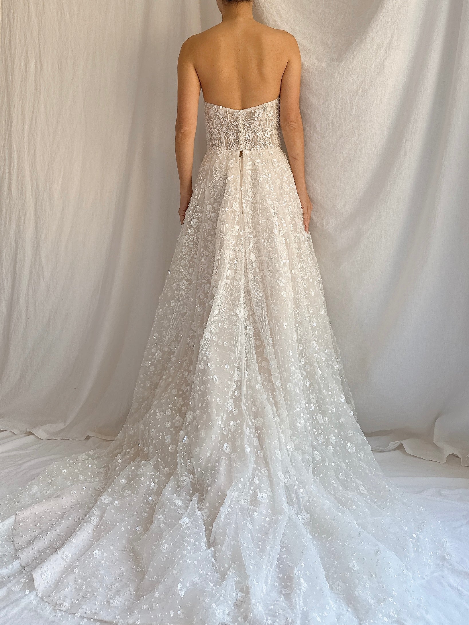 Beaded Embelished Tulle Gown - S/4